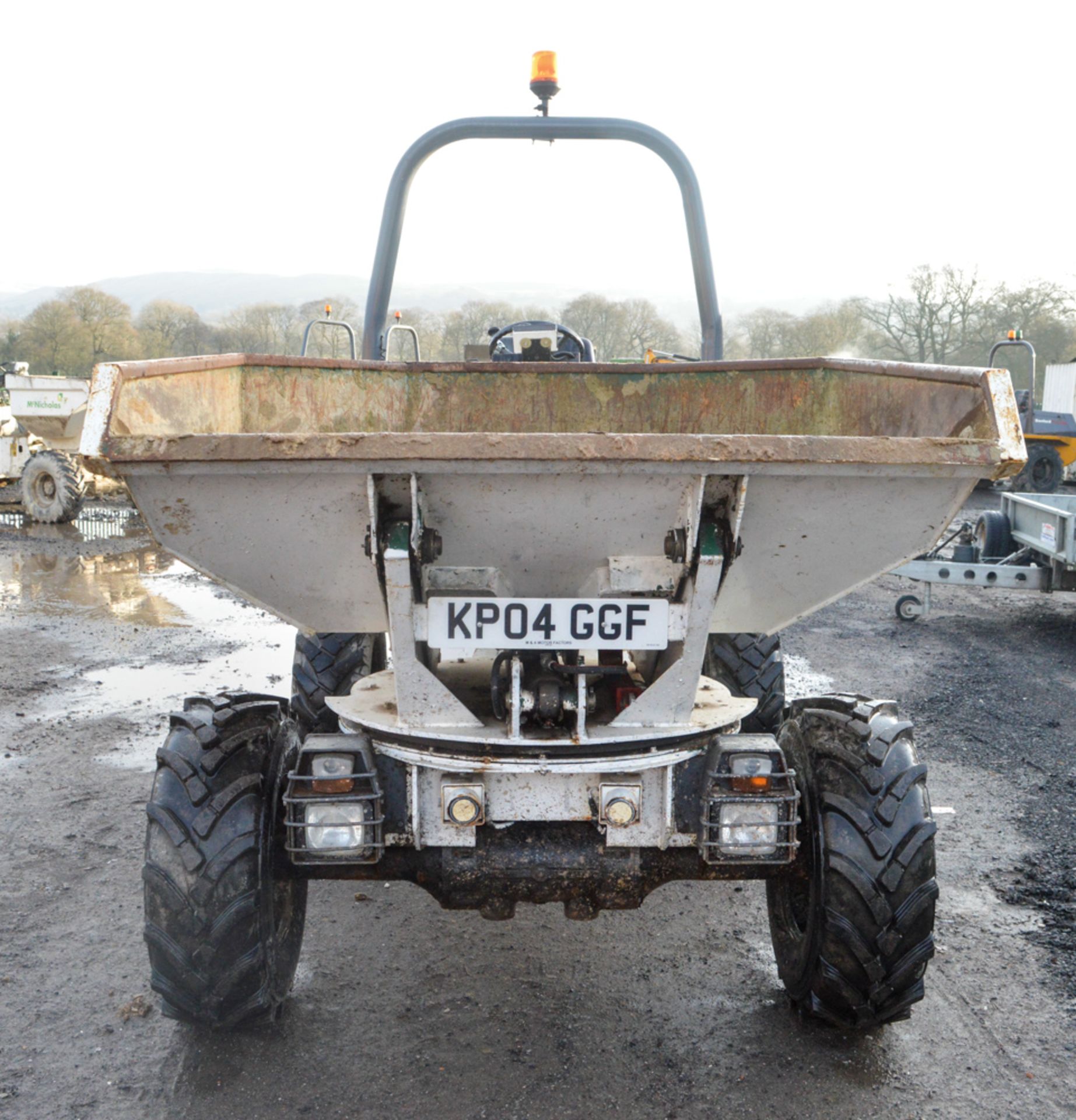 Benford Terex 3 tonne swivel skip dumper Year: 2004 S/N: E405AS141 Recorded Hours: 1376 KP04 GGF - Image 5 of 12