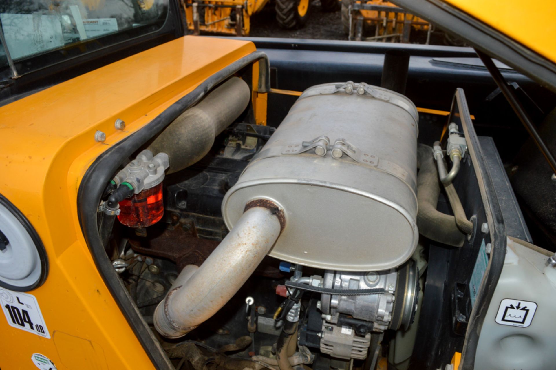 JCB 520-50 5 metre telescopic handler Year: 2014 S/N: 1462668 Recorded Hours: 1594 c/w air - Image 11 of 13