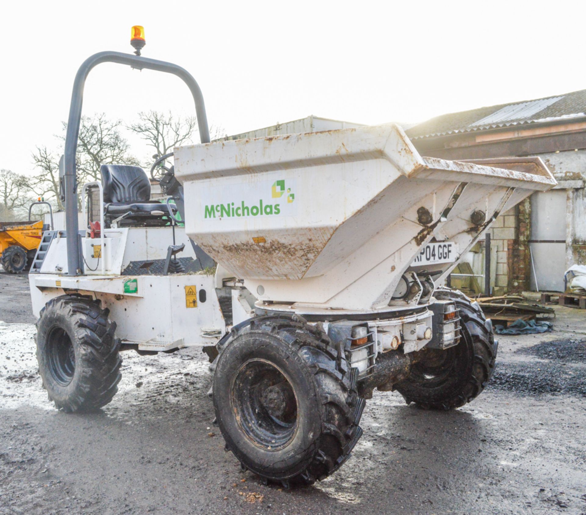 Benford Terex 3 tonne swivel skip dumper Year: 2004 S/N: E405AS141 Recorded Hours: 1376 KP04 GGF