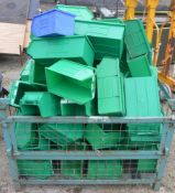 Stillage of plastic storage bins