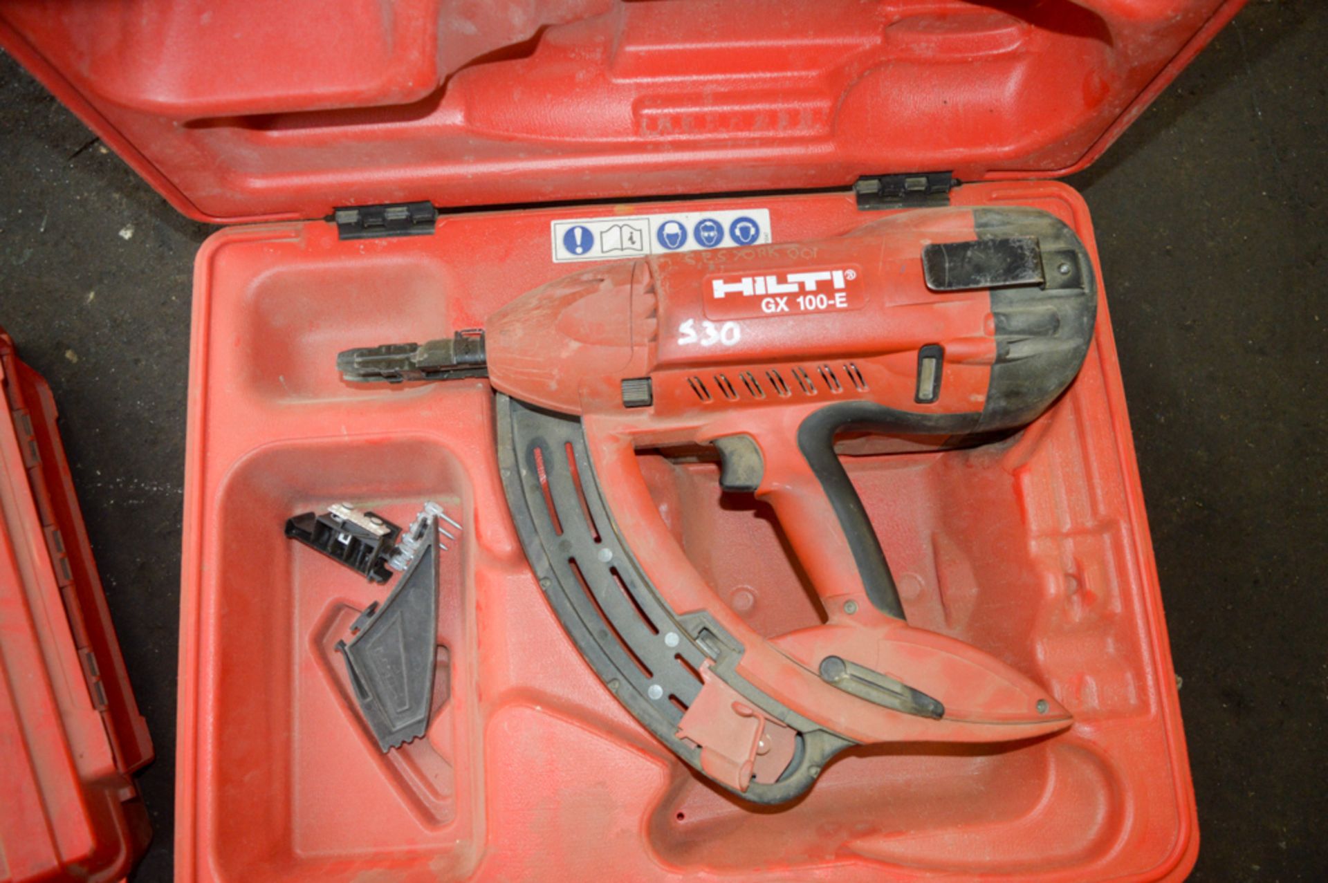 Hilti GX100-E cordless nailgun c/w carry case