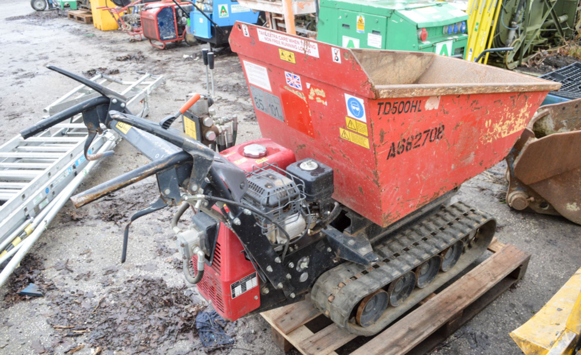 Honda TD500HL petrol driven walk behind hi-tip tracked dumper A682708 - Image 2 of 2