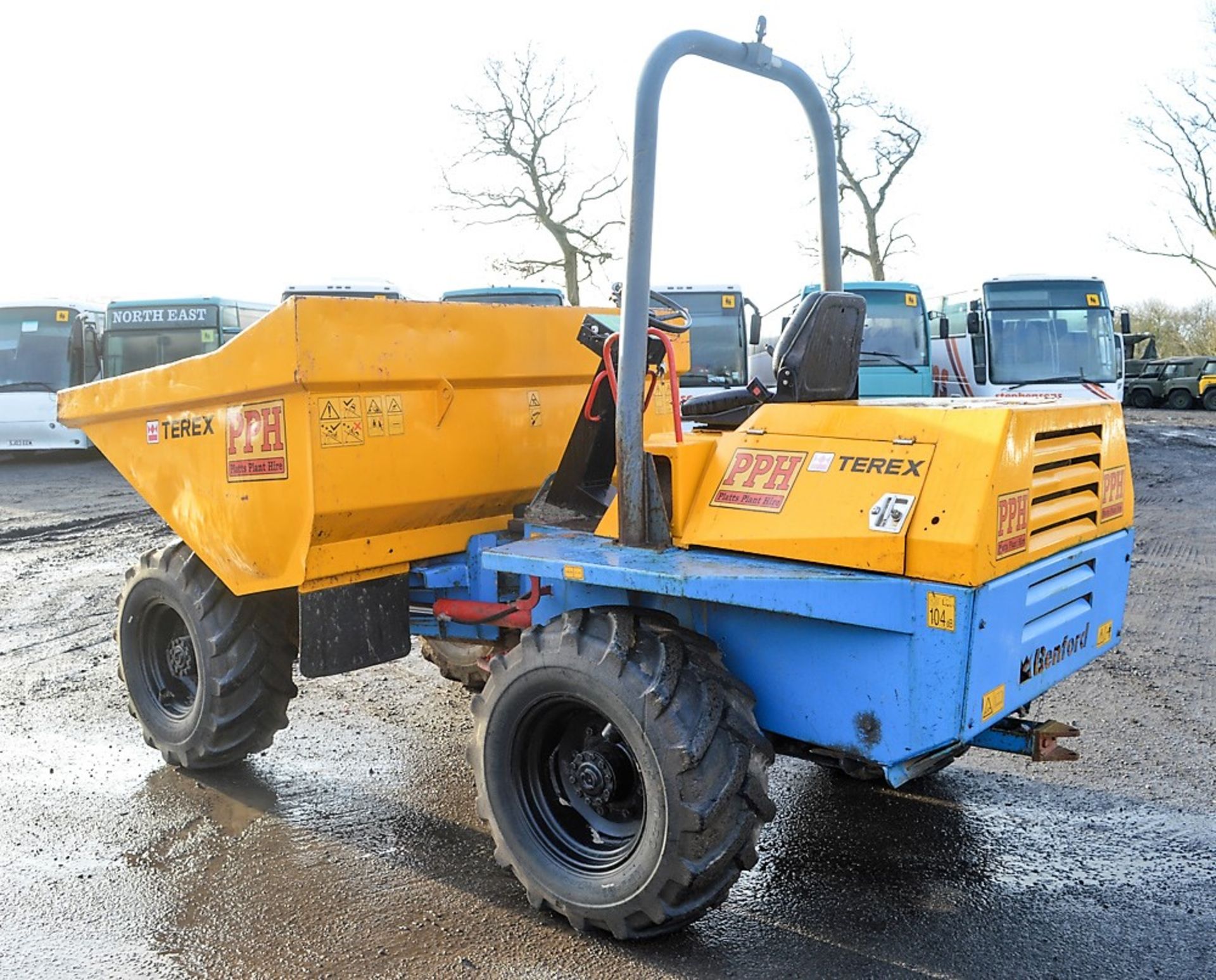 Benford Terex 6 tonne straight skip dumper Year: 2003 S/N: E305EE221 Recorded Hours: 2625 - Image 3 of 12