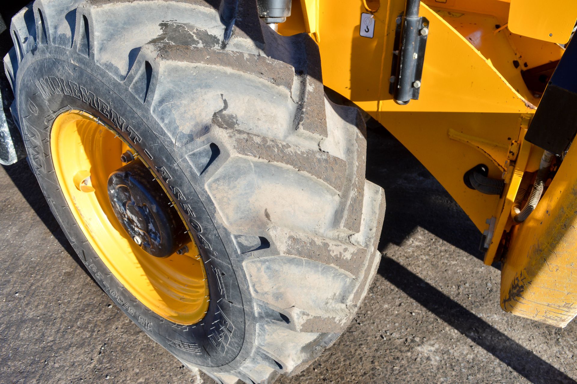 JCB 540-170 T4i 17 metre telescopic handler Year: 2014 S/N: 2336914 Recorded Hours: 3077 c/w - Image 8 of 13