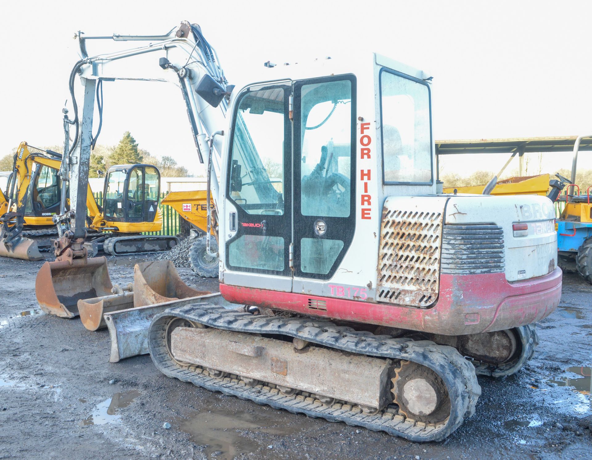 Takeuchi TB175 7.5 tonne rubber tracked excavator Year: 2005 S/N: 17513727 Recorded Hours: 7234 - Image 2 of 10