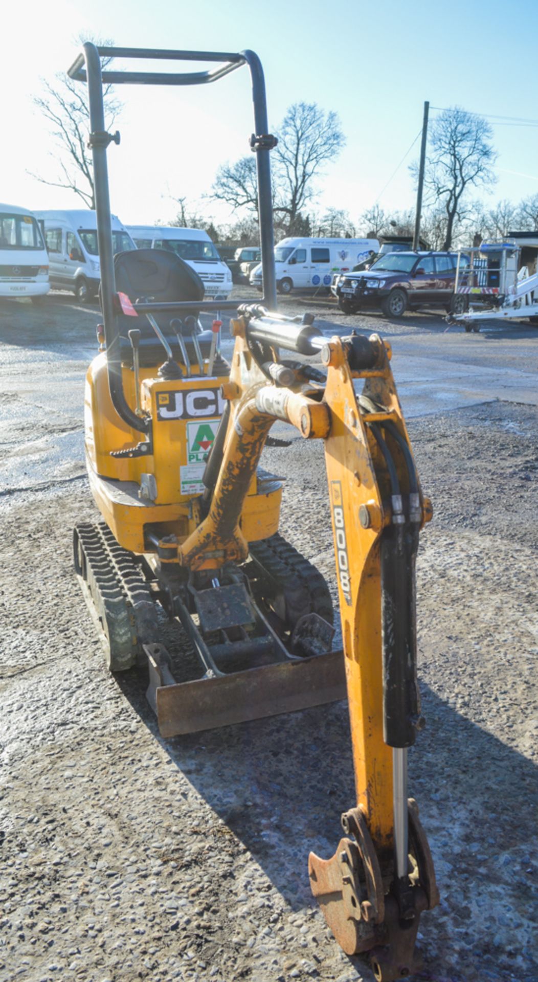 JCB 8008 CTS 0.8 tonne rubber tracked micro excavator Year: 2013 S/N: 77935 Recorded Hours: 971 - Image 4 of 9