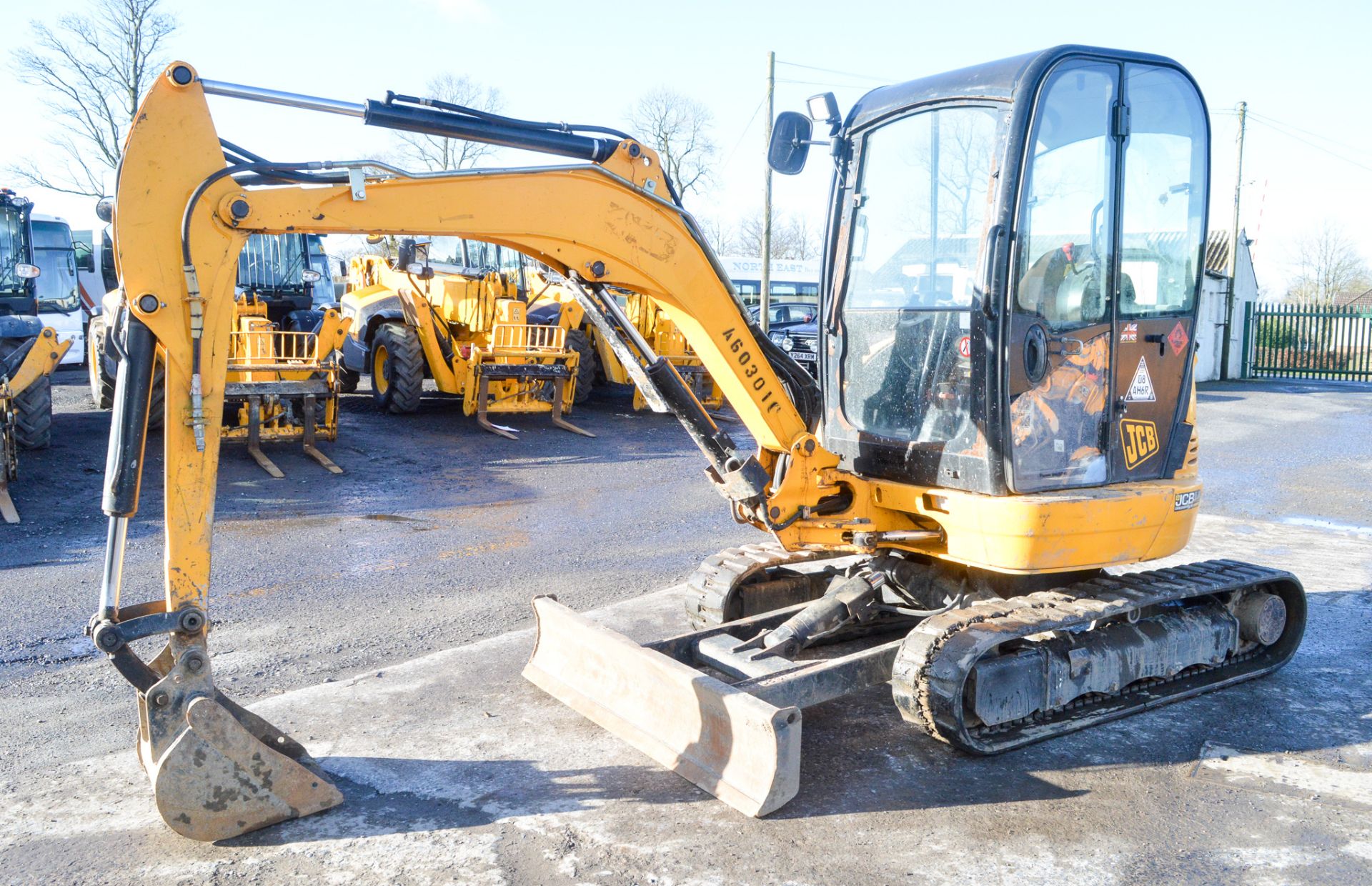 JCB 8030 ZTS 3 tonne rubber tracked mini excavator Year: 2013 S/N: 21808 Recorded Hours: 2034 blade, - Image 4 of 12