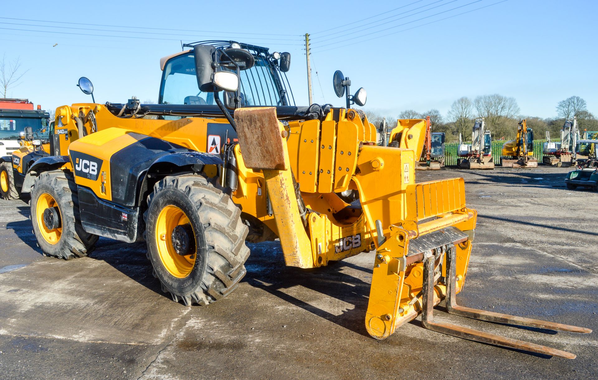 JCB 540-170 T4i 17 metre telescopic handler Year: 2014 S/N: 2336914 Recorded Hours: 3077 c/w - Image 2 of 13