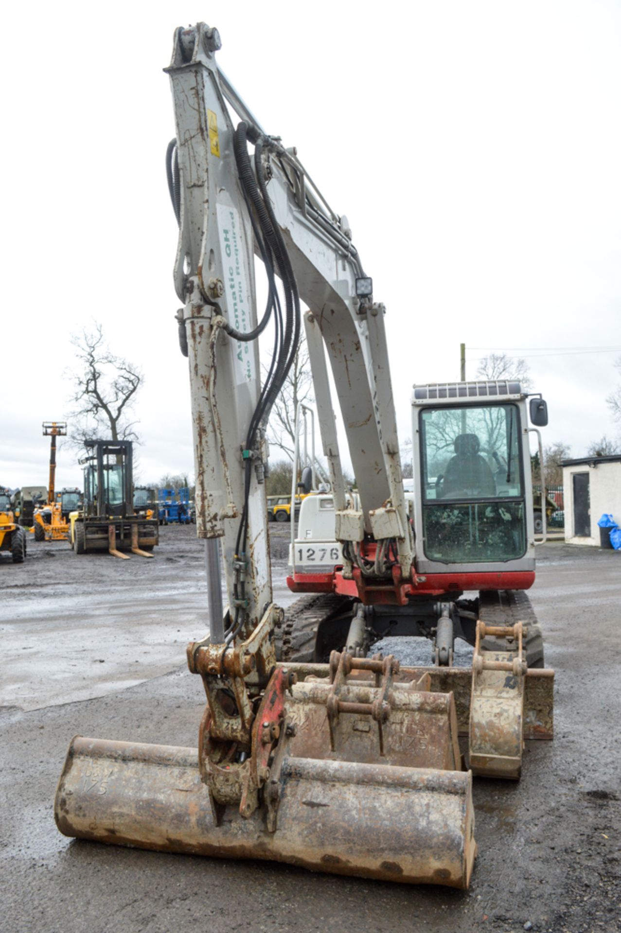 Takeuchi TB175 7.5 tonne rubber tracked excavator Year: 2010 S/N: 301463 Recorded Hours: 6204 blade, - Image 5 of 12