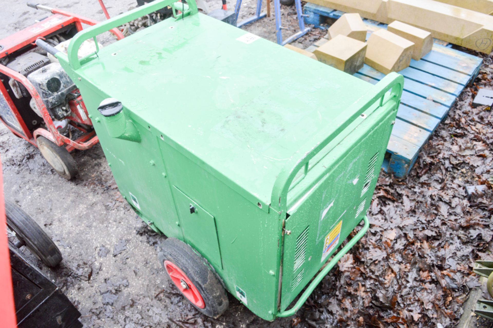 Harrington 6 kva diesel driven generator A594348 - Image 2 of 2