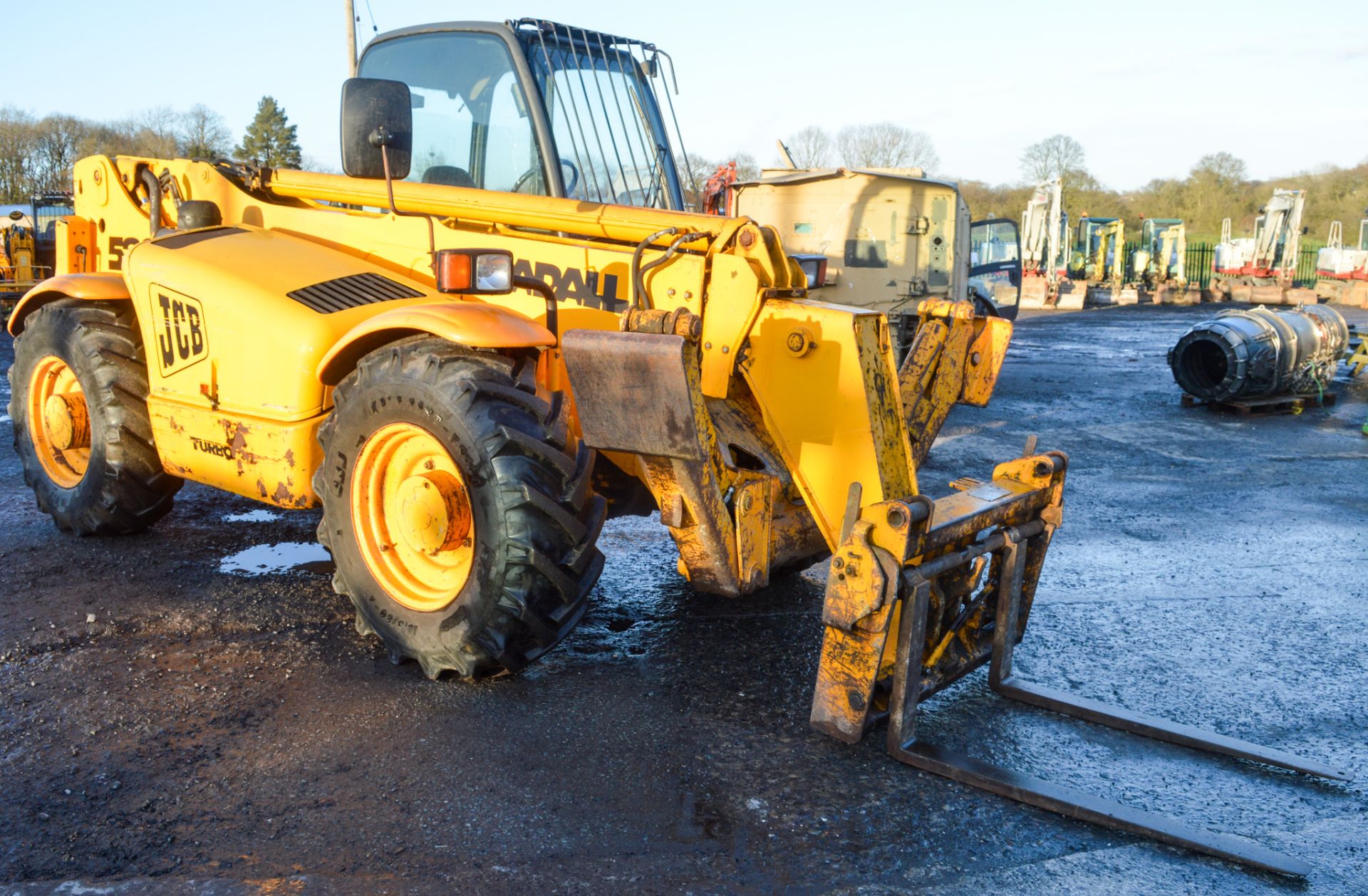 JCB 532-120 12 metre telescopic handler  Year: 1997 S/N: 0768913 Recorded hours: 5080  c/w turbo and - Image 4 of 12