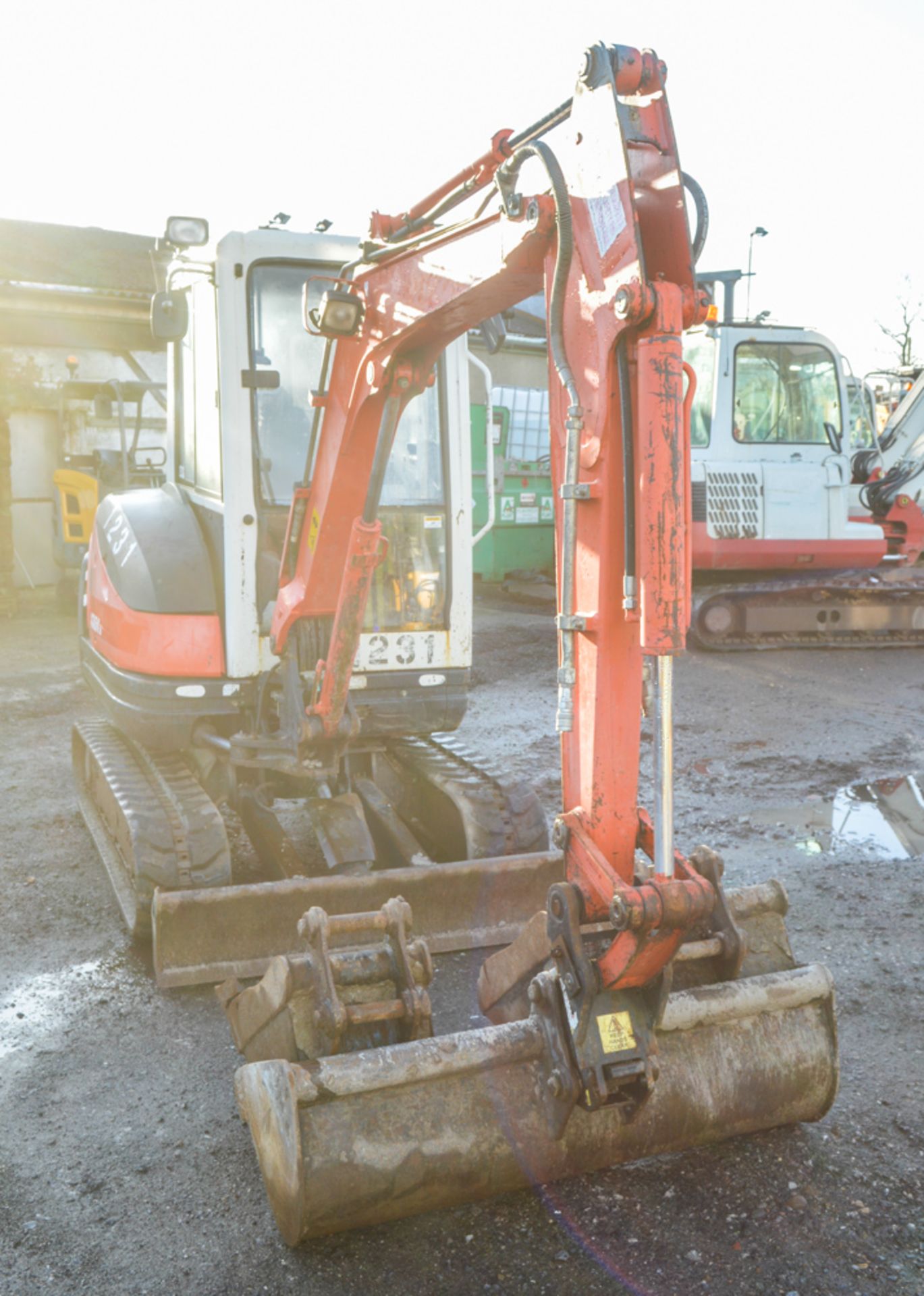 Kubota KX61-3 2.5 tonne rubber tracked mini excavator Year: 2010 S/N: 77935 Recorded Hours: 4536 - Image 5 of 11