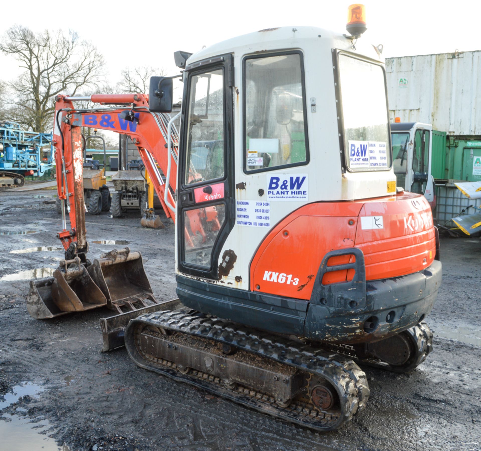 Kubota KX61-3 2.5 tonne rubber tracked mini excavator Year: 2010 S/N: 78234 Recorded Hours: 4696 - Image 2 of 11