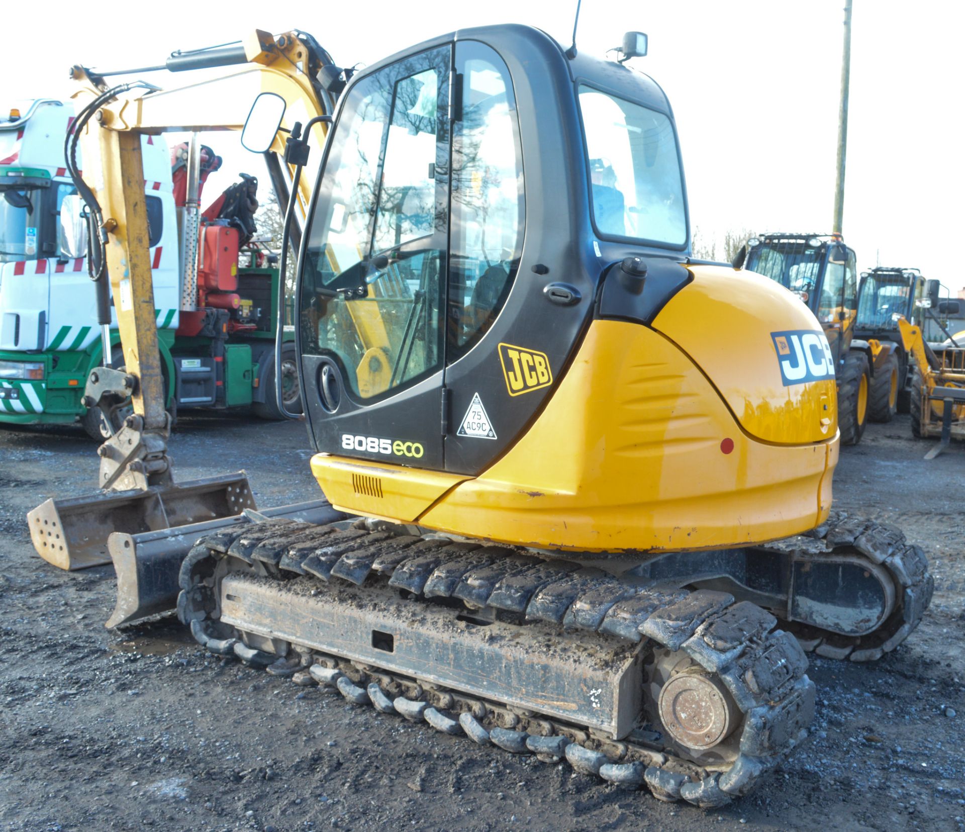 JCB 8085 ZTS Eco 8.5 tonne steel tracked/rubber pads excavator Year: 2011 S/N: 1071849 Recorded - Image 2 of 12