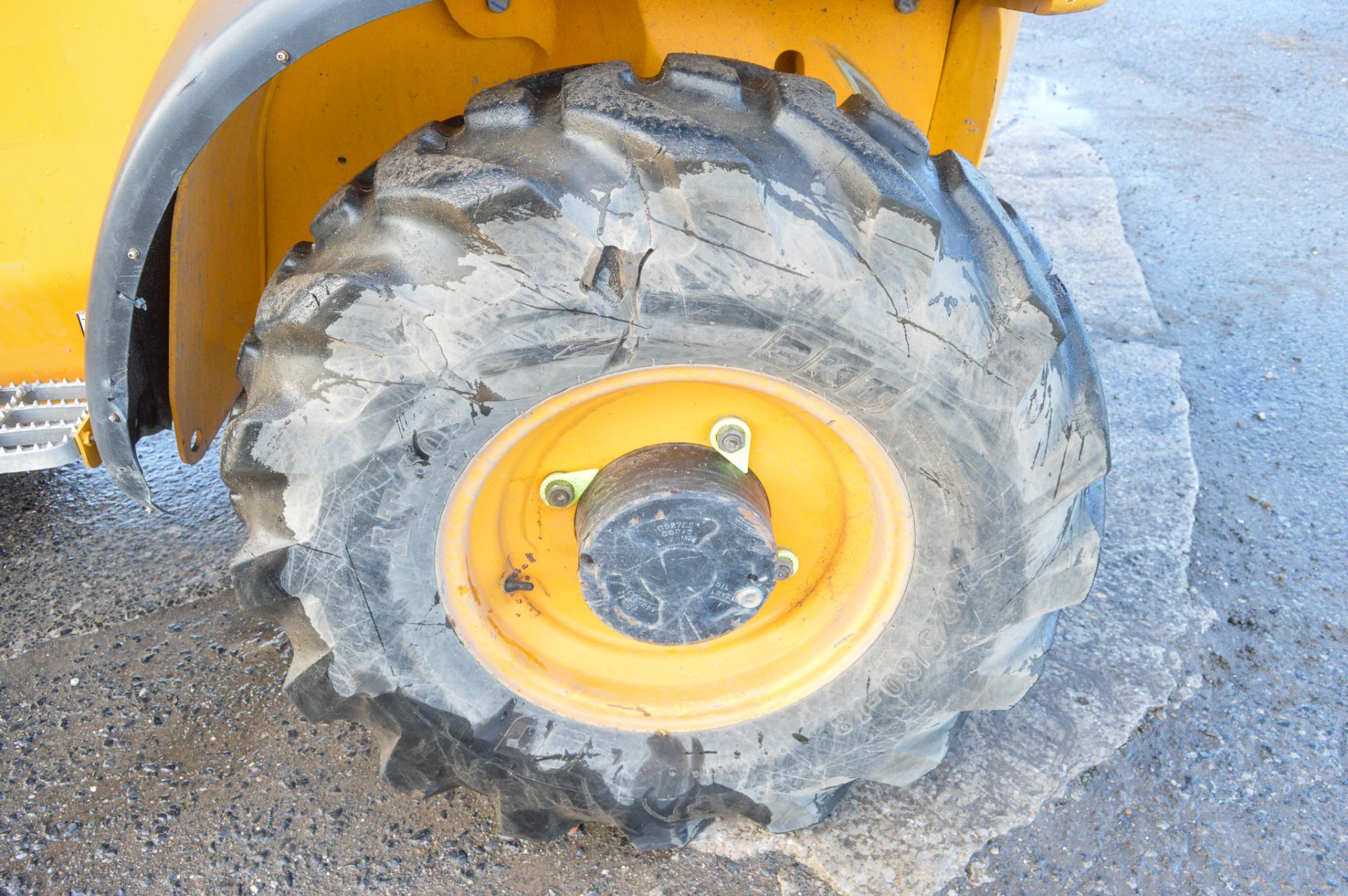 JCB 524-50 5 metre telescopic handler Year: 2012 S/N: 19157 Recorded Hours: 2479 A591937 - Image 8 of 12