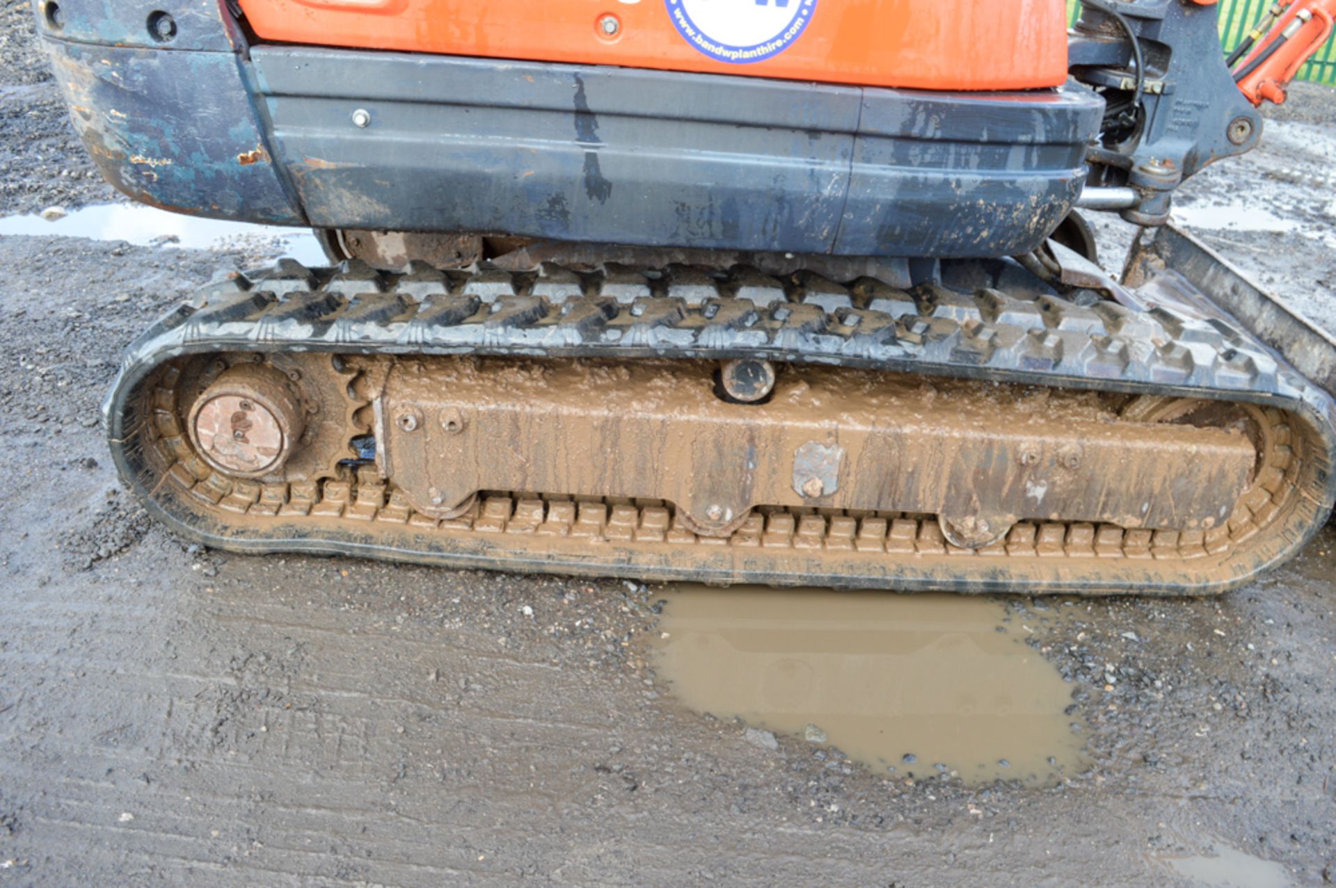 Kubota KX61-3 2.5 tonne rubber tracked mini excavator Year: 2010 S/N: 78227 Recorded Hours: 4460 - Image 7 of 11