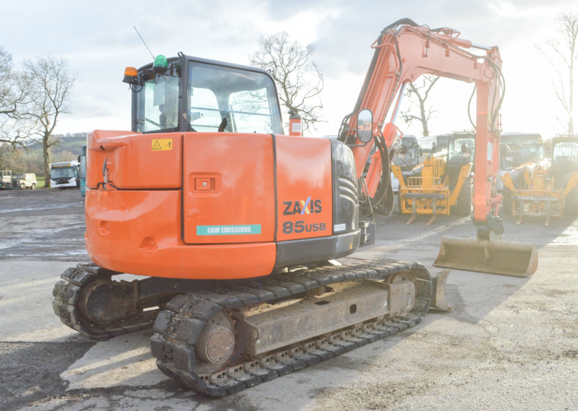 Hitachi 85USB-5A Zaxis 8.5 tonne steel tracked/rubber pad excavator Year: 2013 S/N: 100096 - Image 3 of 12