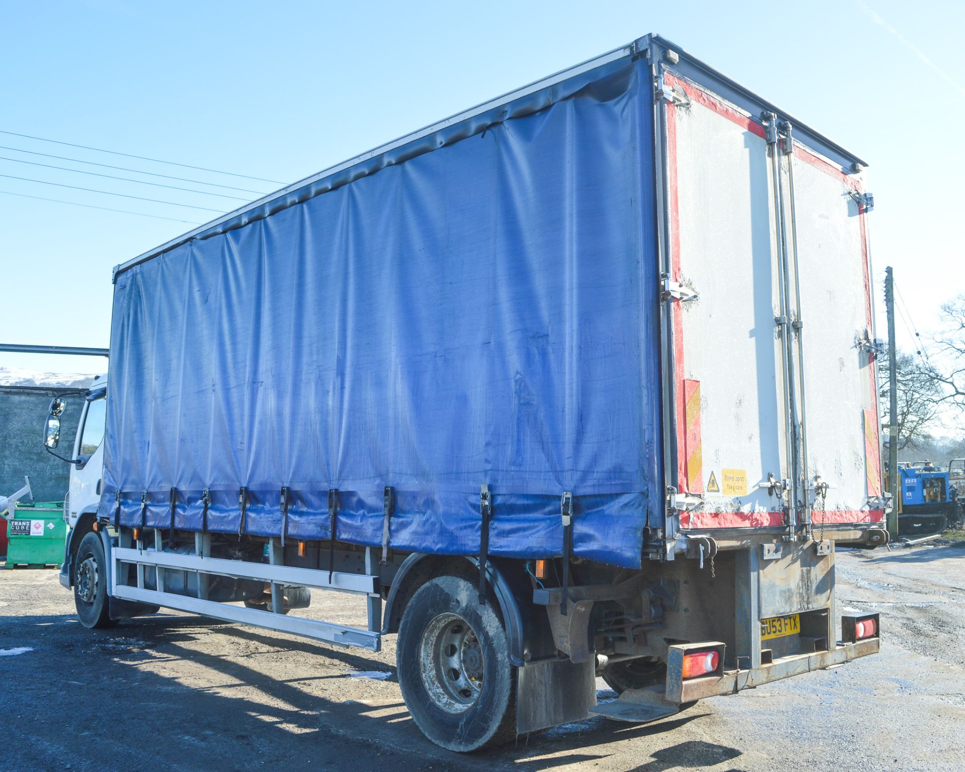 DAF 55-220 18 tonne curtain side flat bed lorry Registration Number: BU53 FTX Date of - Image 6 of 9