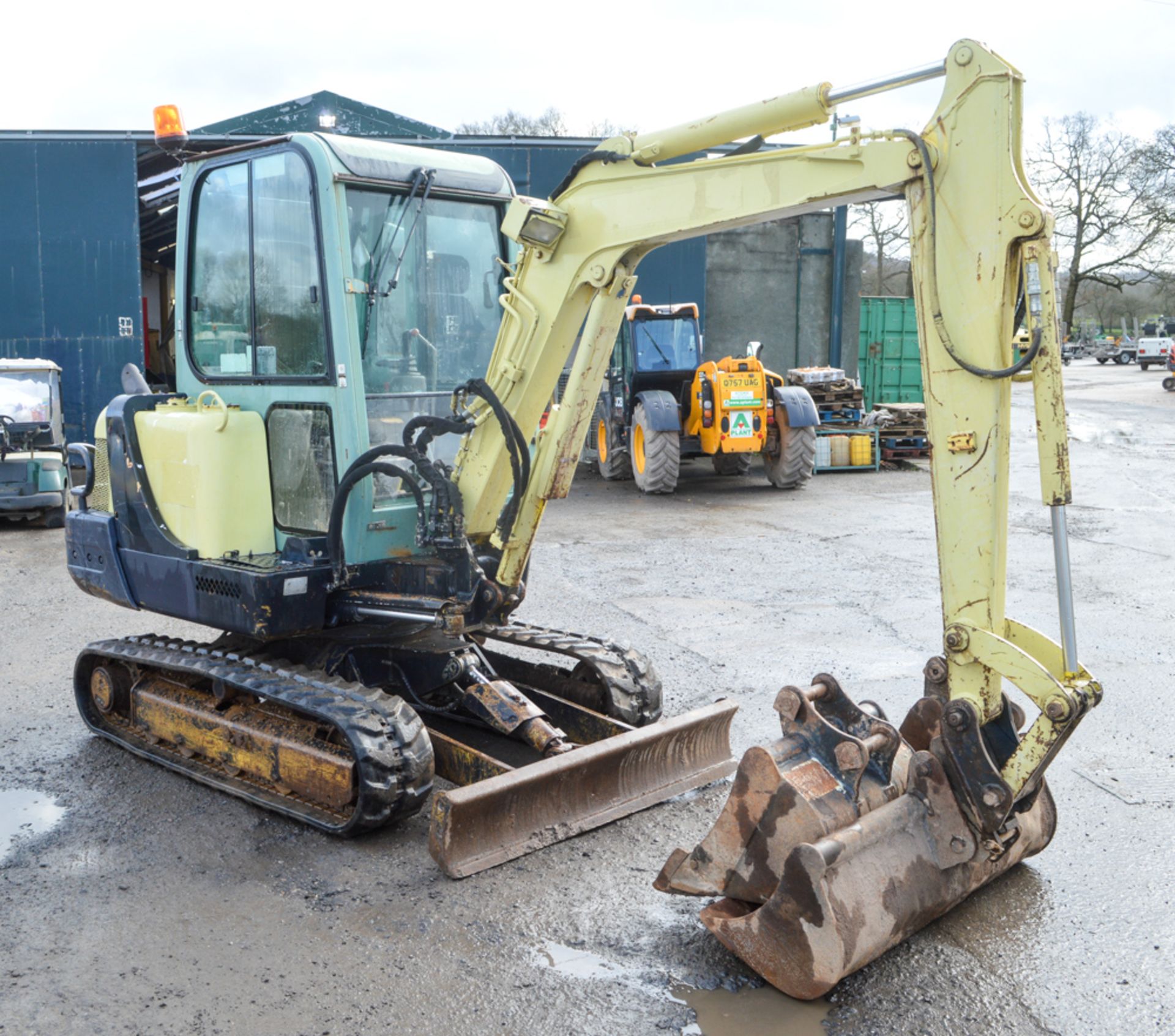 Yanmar B25V 2.5 tonne rubber tracked mini excavator Year: 2006 S/N: 09532 Recorded Hours: 4562 - Image 4 of 11