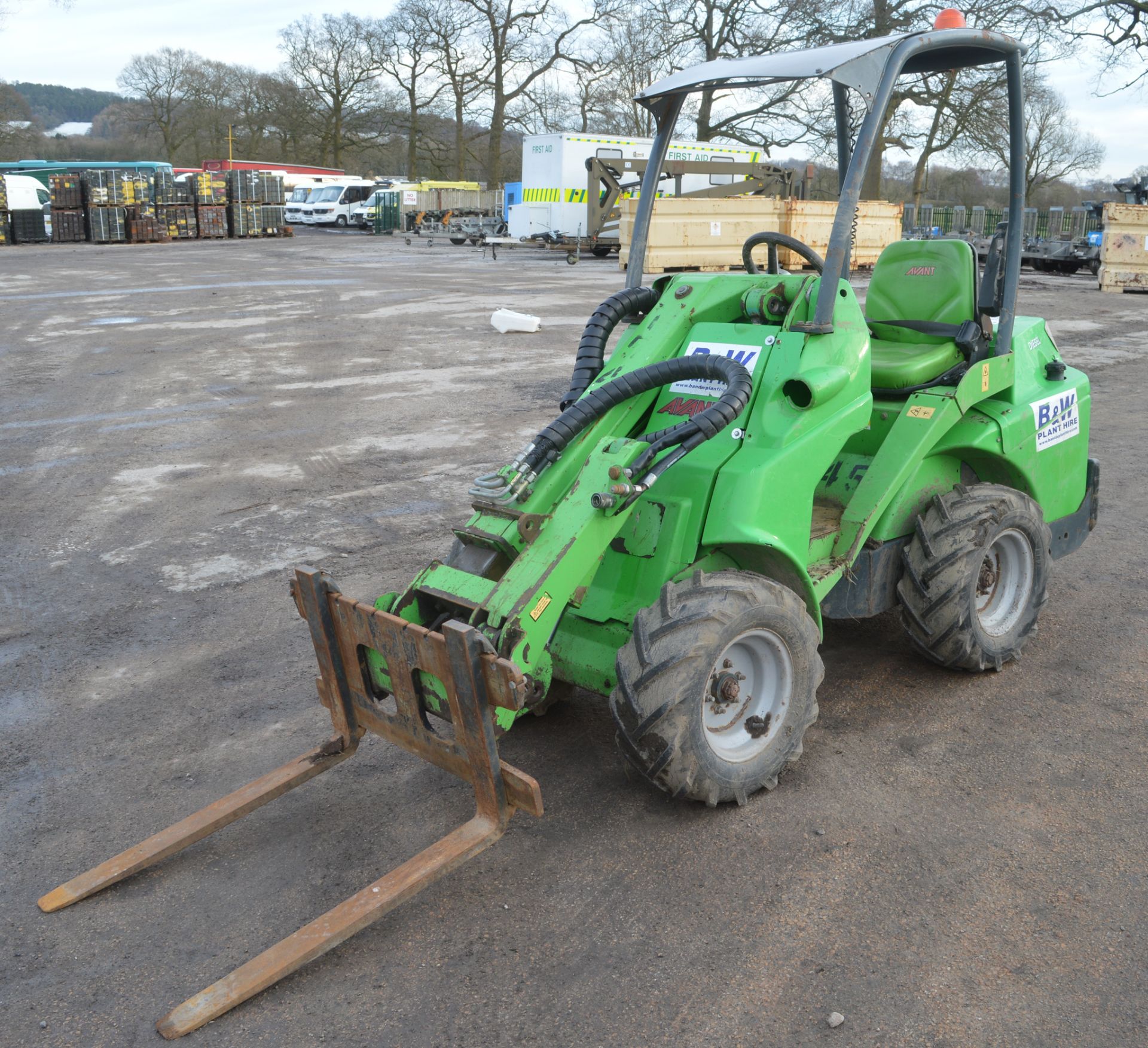 Avant 630 telescopic loader Year:  S/N:  Recorded Hours: 1172 1545