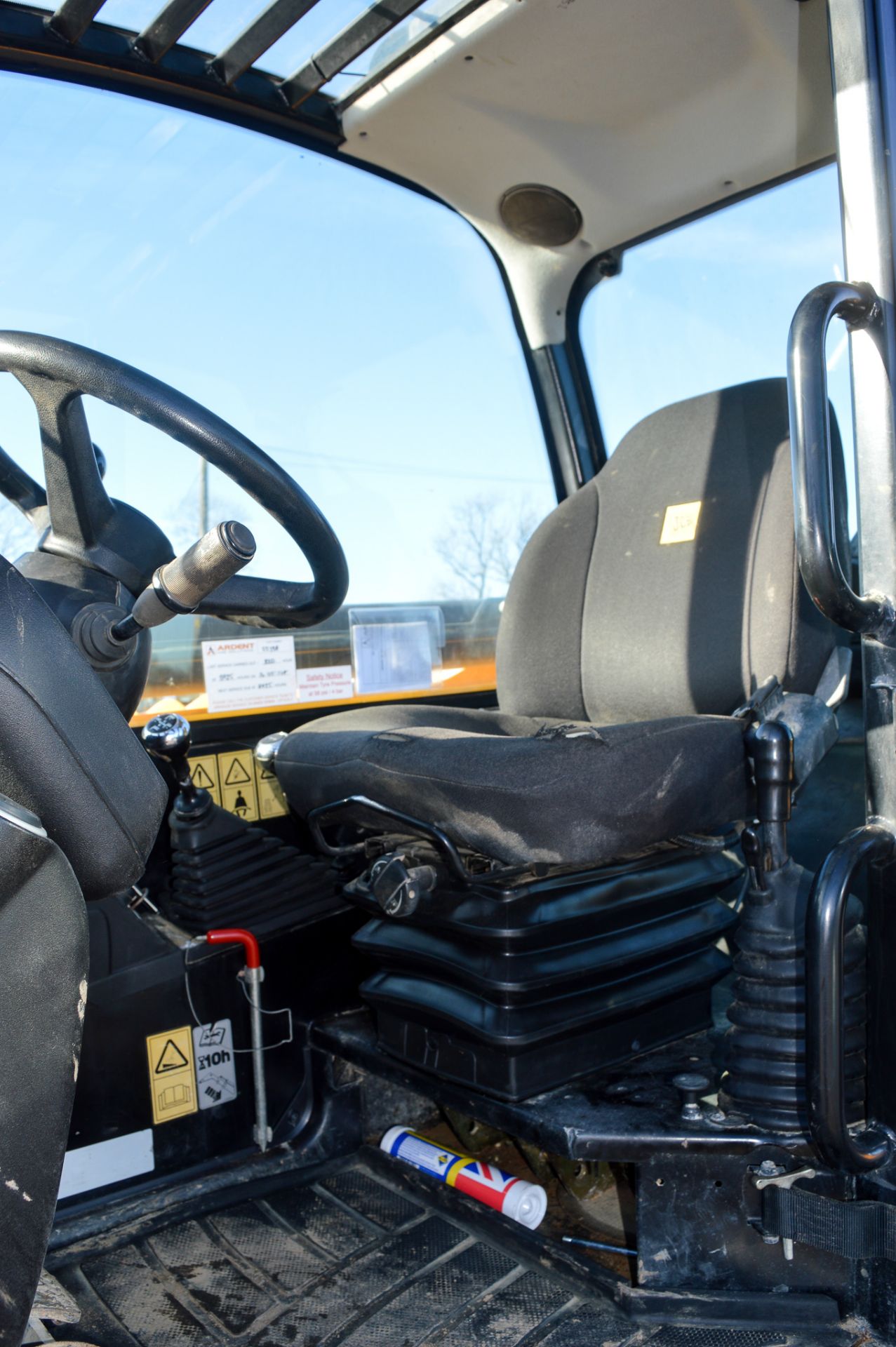 JCB 535-140 Hi-Viz T4i 14 metre telescopic handler Year: 2013 S/N: 2179925 Recorded Hours: 4115 c/ - Image 12 of 13