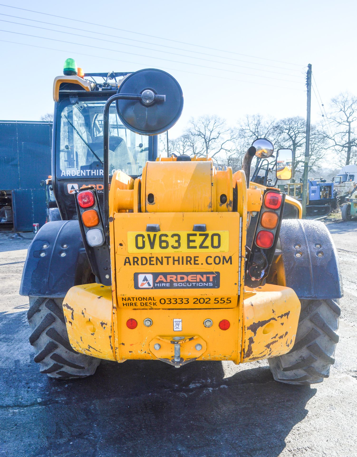 JCB 535-140 Hi-Viz T4i 14 metre telescopic handler Year: 2013 S/N: 2178340 Recorded Hours: 4426 c/ - Image 6 of 12