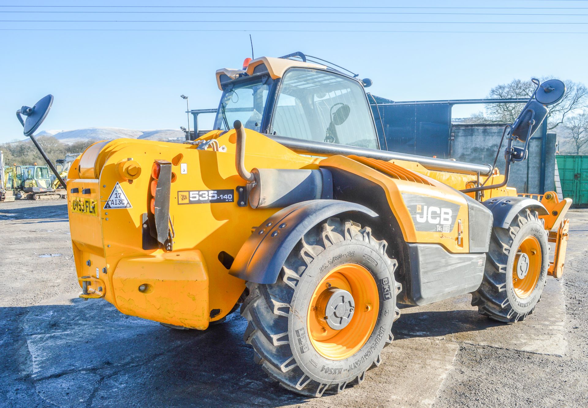 JCB 535-140 Hi-Viz T4i 14 metre telescopic handler Year: 2013 S/N: 2179925 Recorded Hours: 4115 c/ - Image 3 of 13