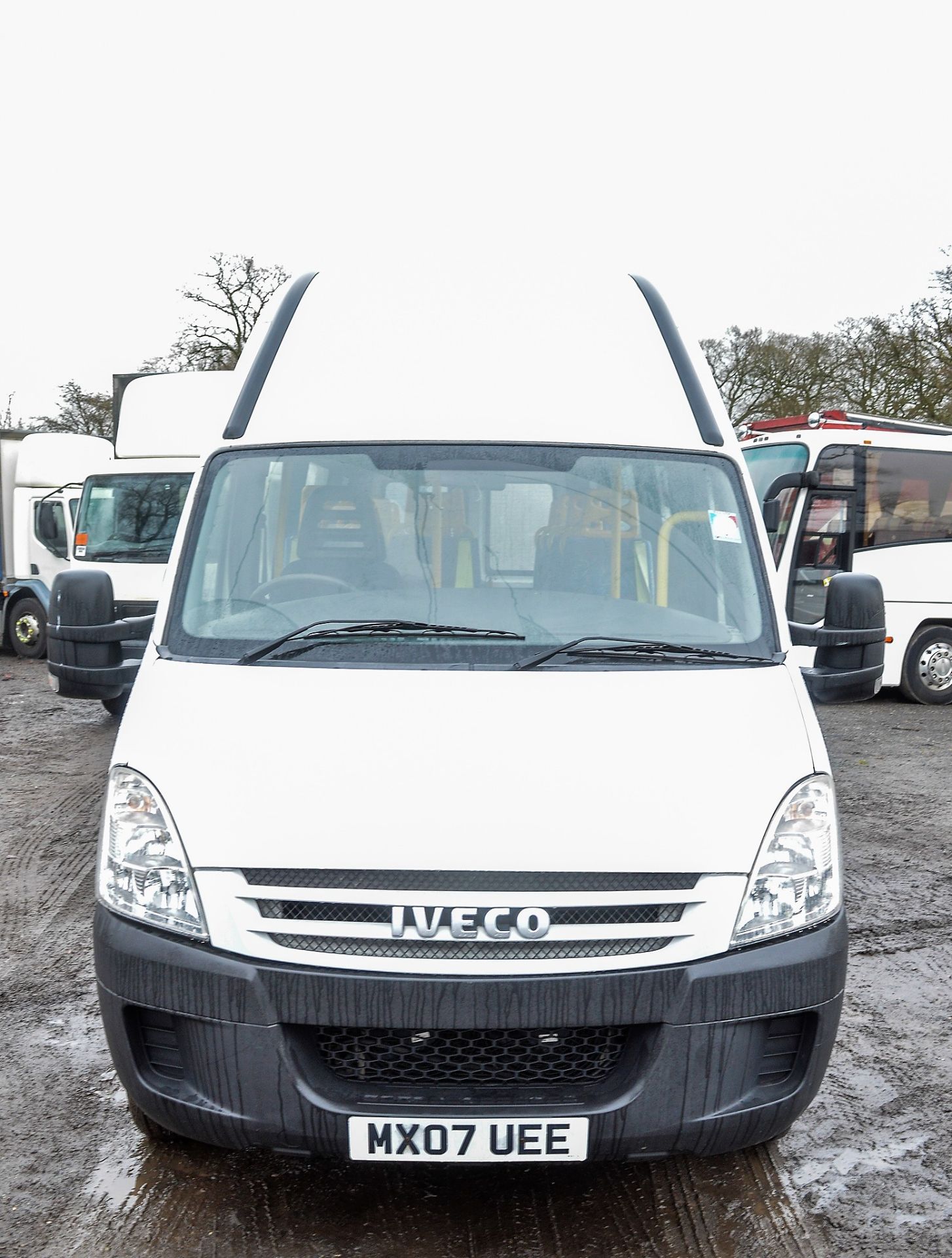 Iveco Daily 3.0 HPi 50C15 13 seat minibus Registration Number: MX07 UEE Date of Registration: 01/ - Image 6 of 9