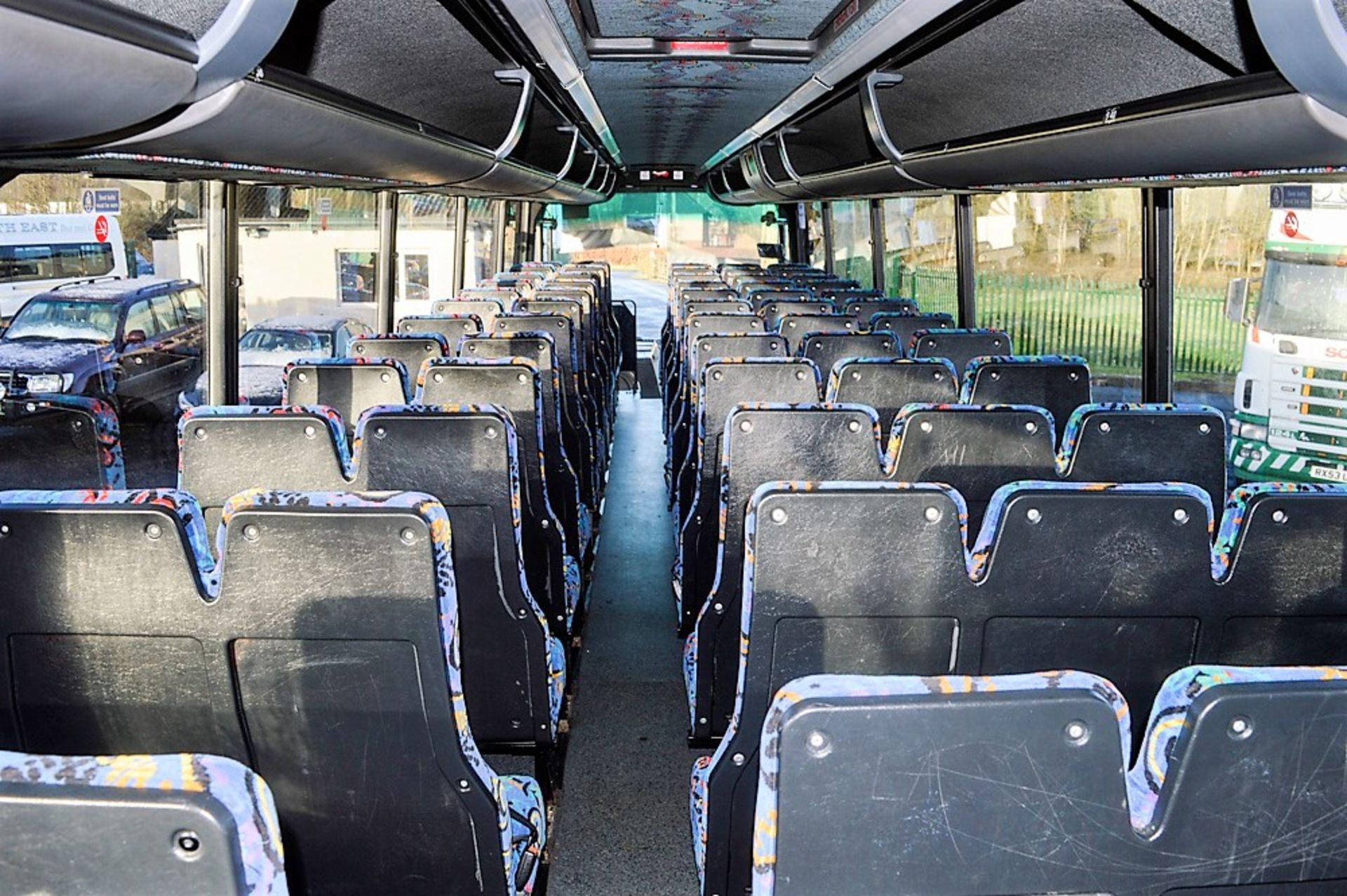 Bova Futura 70 seat luxury coach Registration Number: SJ03 EEM Date of Registration: 15/05/2003 - Image 8 of 9