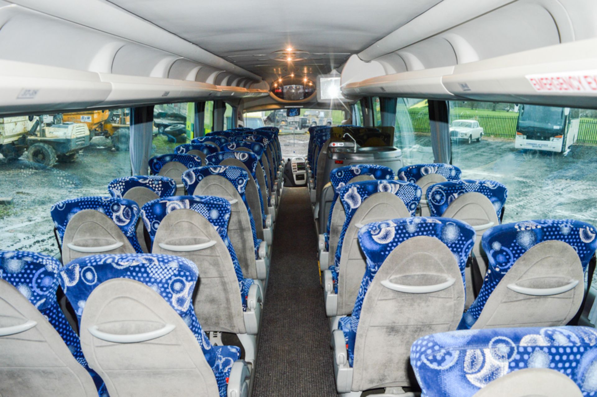 Scania Irizar PB 49 seat luxury coach Registration Number: SN57 BKD MOT Expires: 01/09/2018 Recorded - Bild 8 aus 13