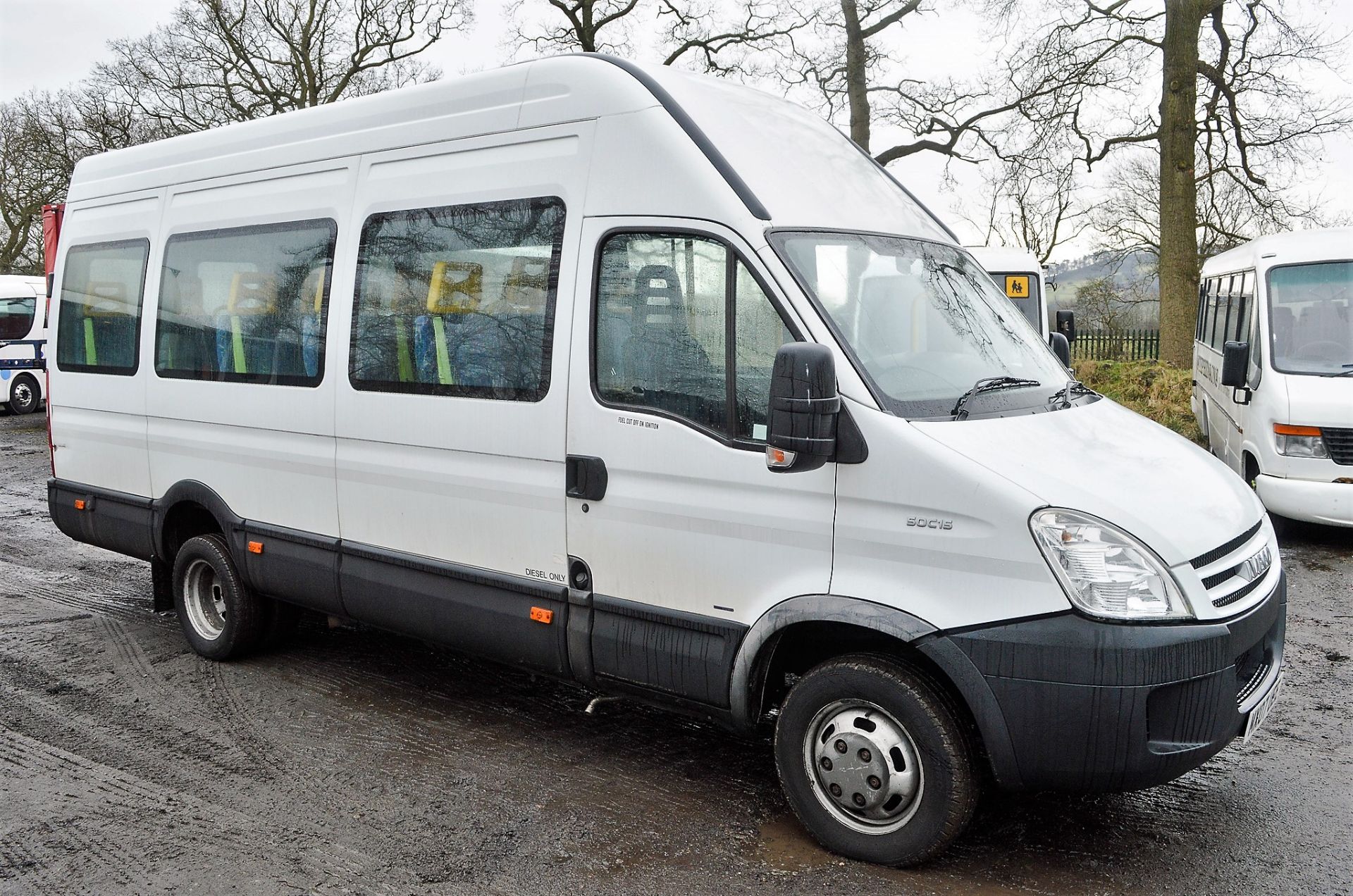 Iveco Daily 3.0 HPi 50C15 13 seat minibus Registration Number: MX07 UEE Date of Registration: 01/ - Image 2 of 9