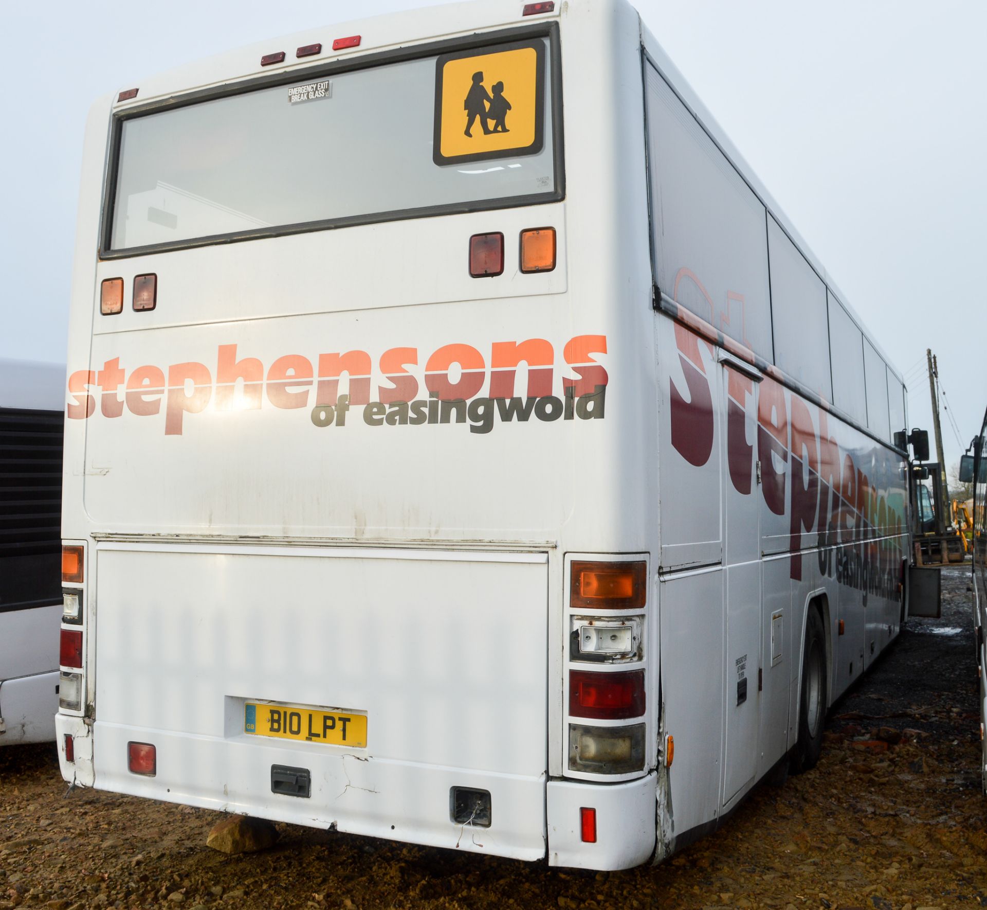 Volvo Plaxton 48 seat luxury coach Registration Number: B10 LPT Date of Registration: 16/04/1997 - Image 4 of 8