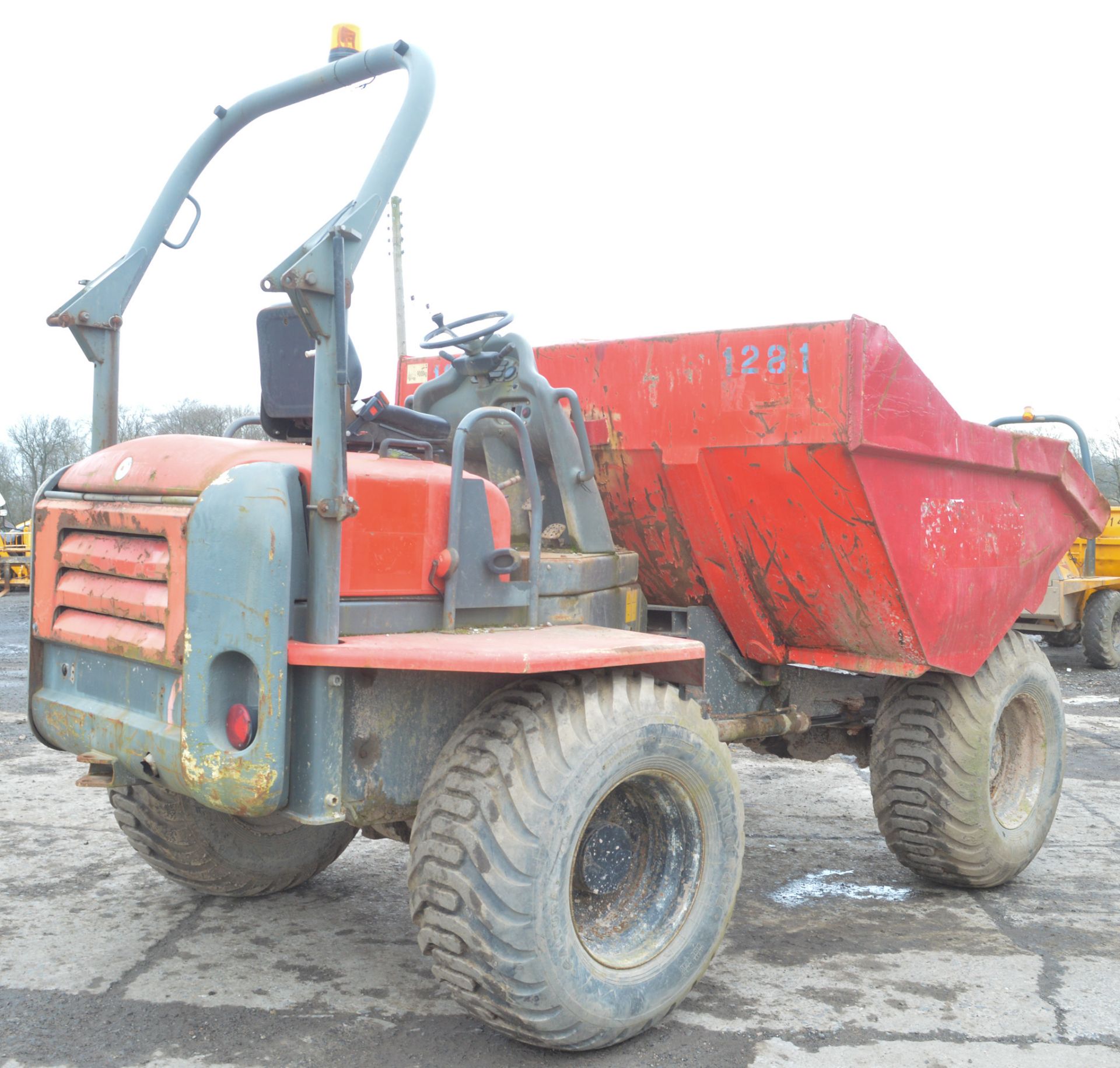 Neuson 9001 9 tonne straight skip dumper  Year: 2006  S/N: AB91169F Recorded hours: 3180 1281 - Image 4 of 11