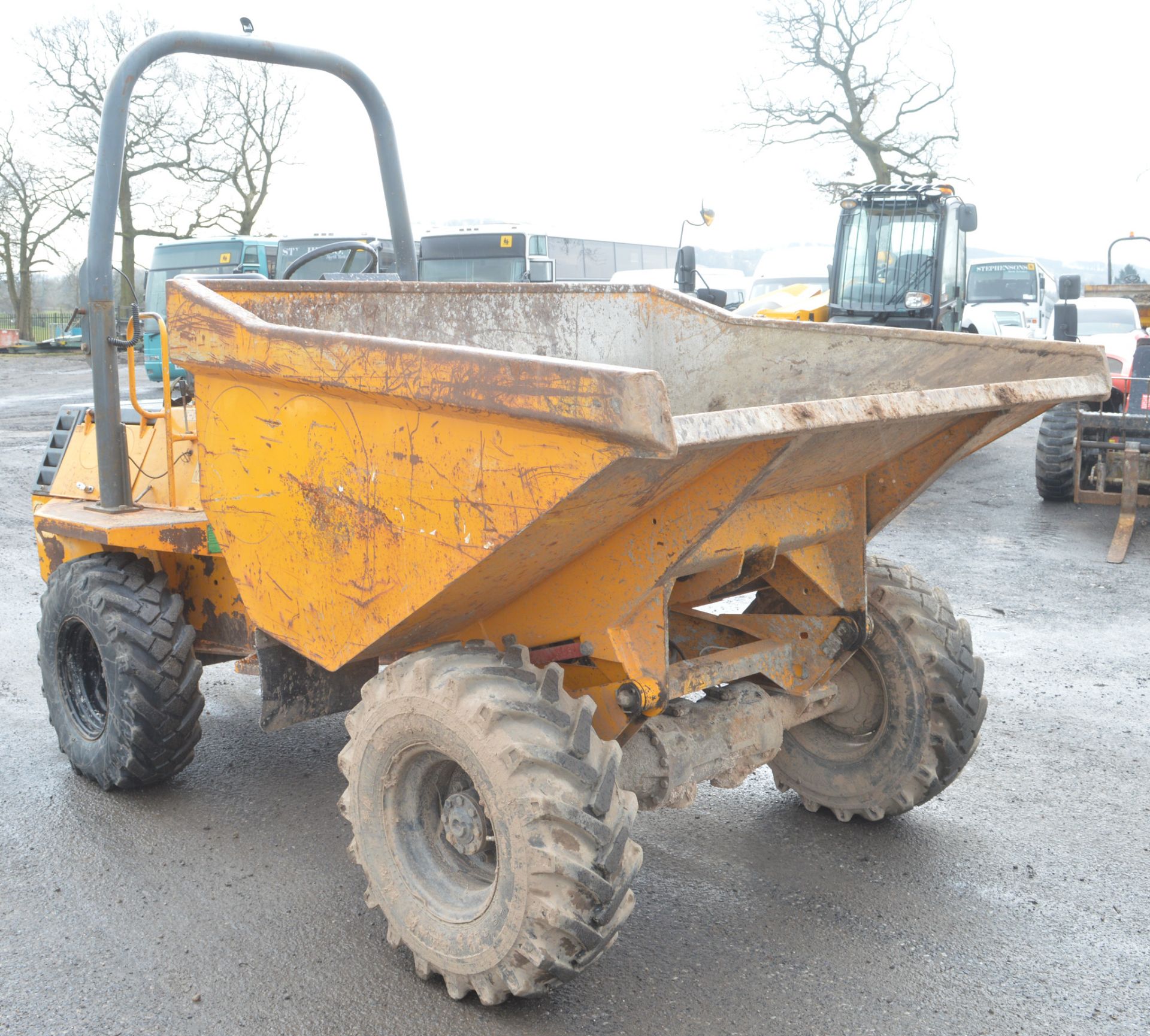 Benford Terex PT3000 3 tonne straight skip dumper  Year: 2004 S/N: E410AR343 Recorded hours: 2191 - Image 2 of 11