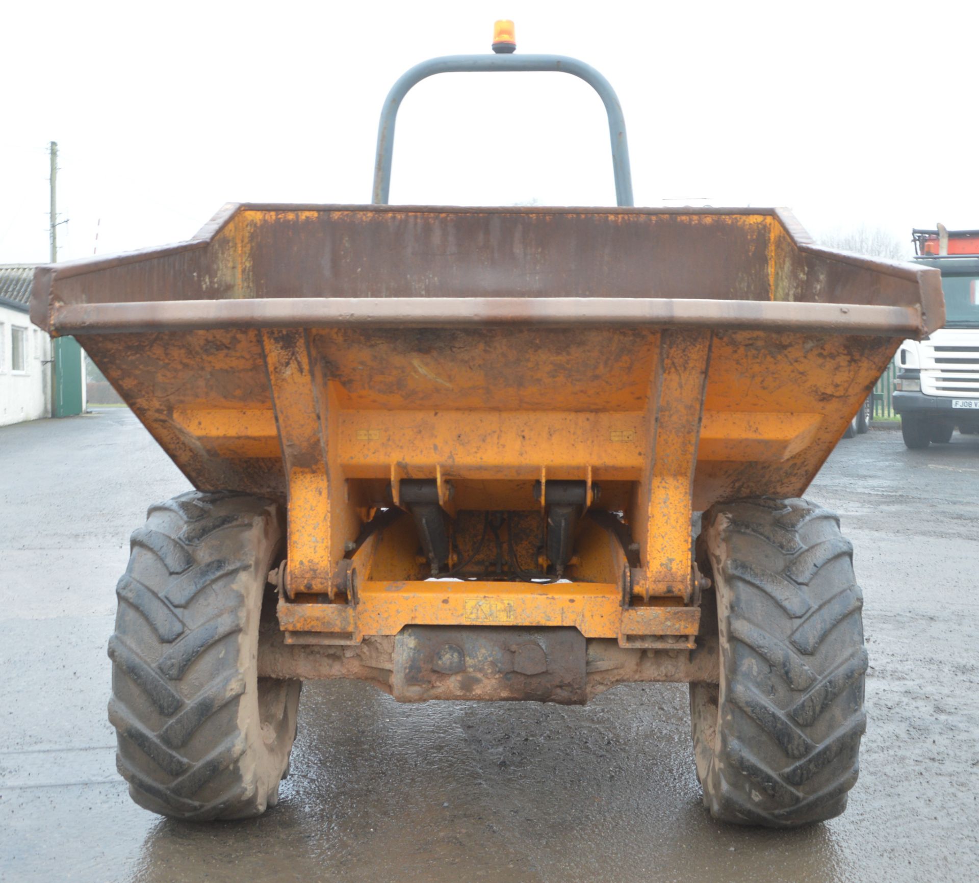 Benford Terex 6 tonne straight skip dumper Year: 2003 S/N: E303EE119 Recorded Hours: Not - Image 5 of 11