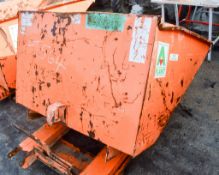 Fork lift tipping skip  A681293