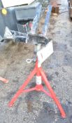 Pipe stand A707777