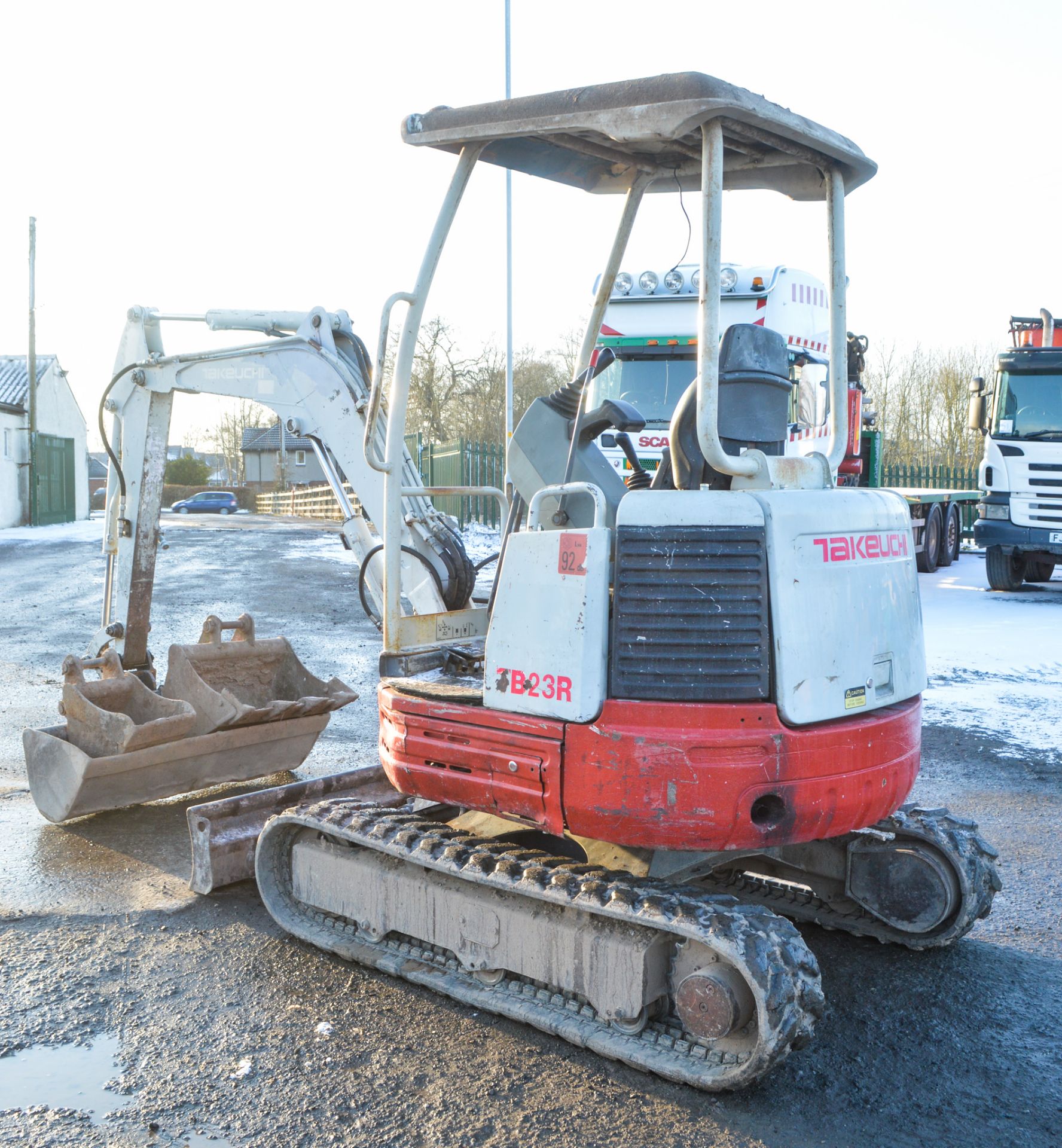 Takeuchi TB23R 2.3 tonne rubber tracked mini excavator Year: 2007 S/N: 12300872 Recorded hours: - Image 2 of 11