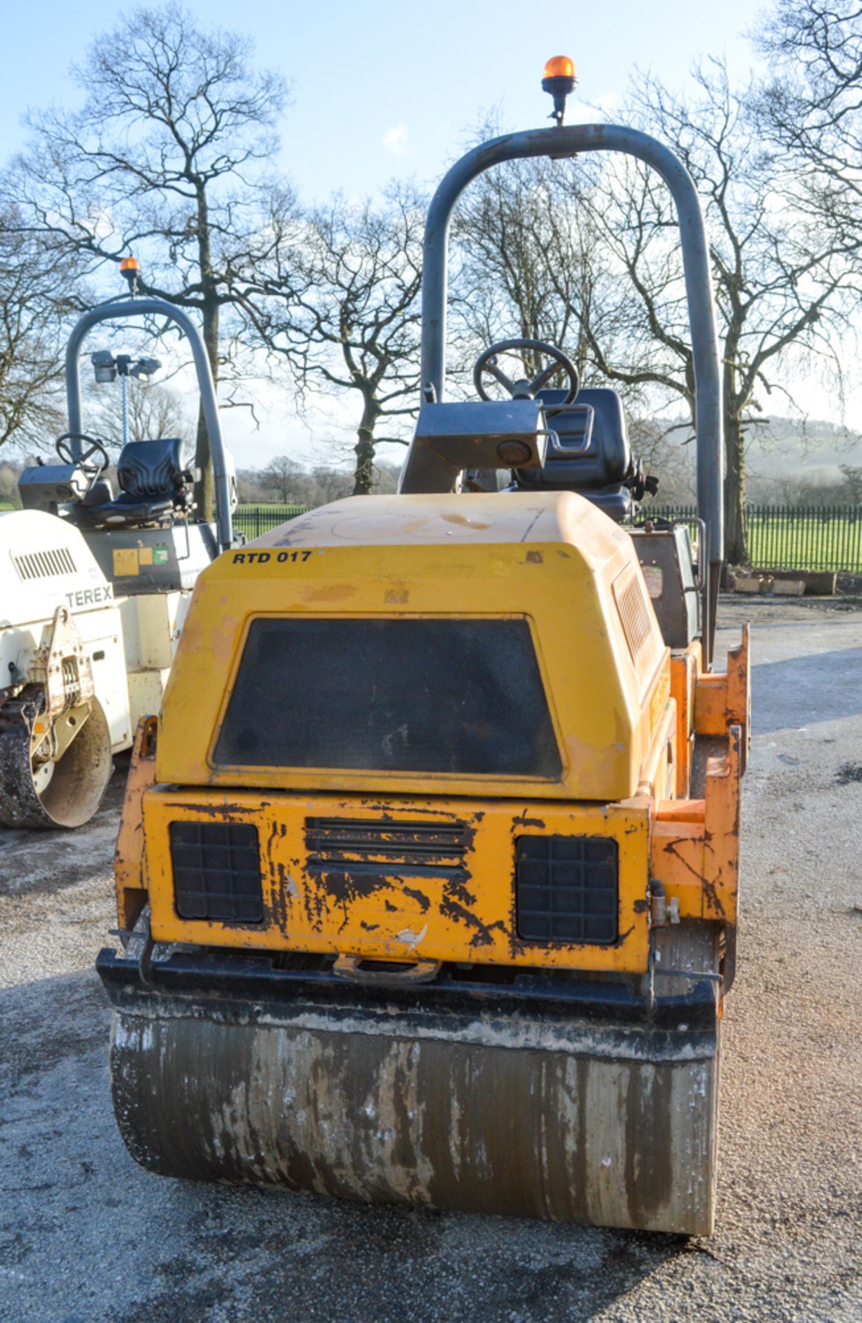 Benford Terex TV1200-1 double drum ride on roller Year: 2004 S/N: E405CC159 Recorded Hours: 1748 - Image 5 of 8