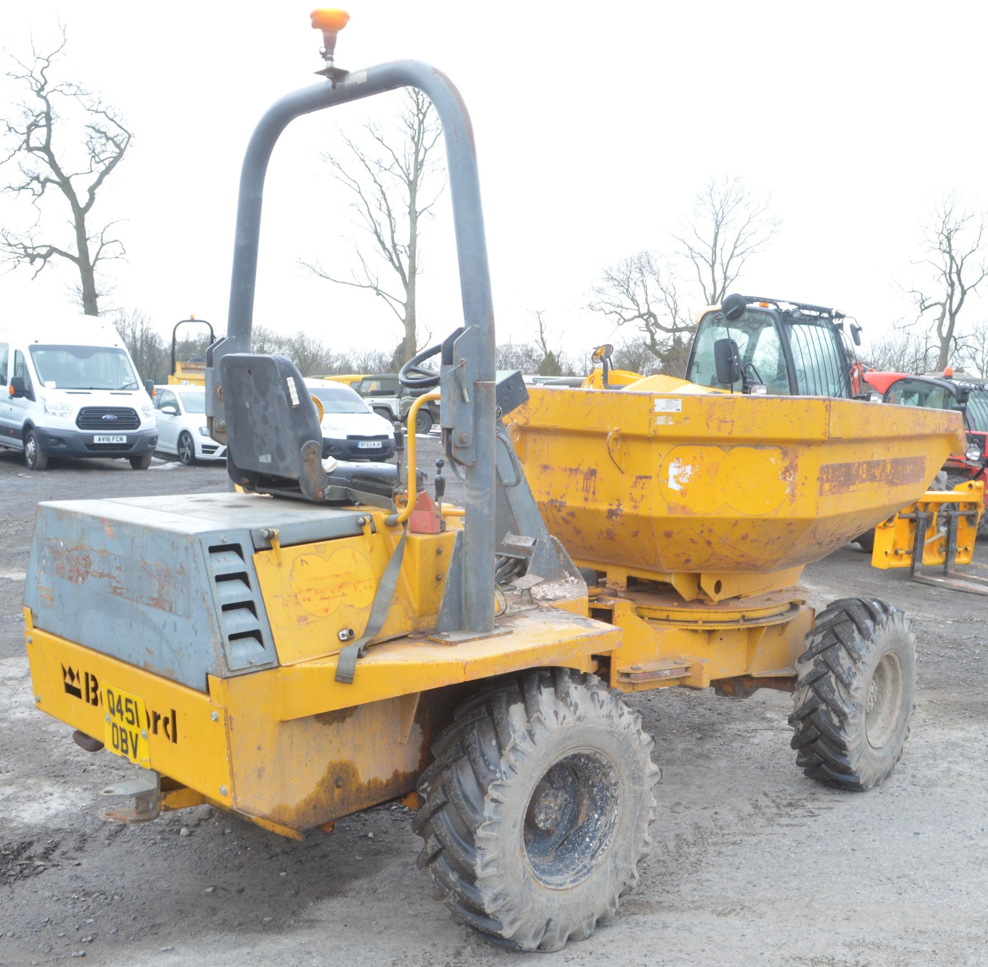 Benford 3 tonne swivel skip dumper  Year: 2003 S/N: E304A5136     Recorded hours: 3026 DPR043 - Image 6 of 11