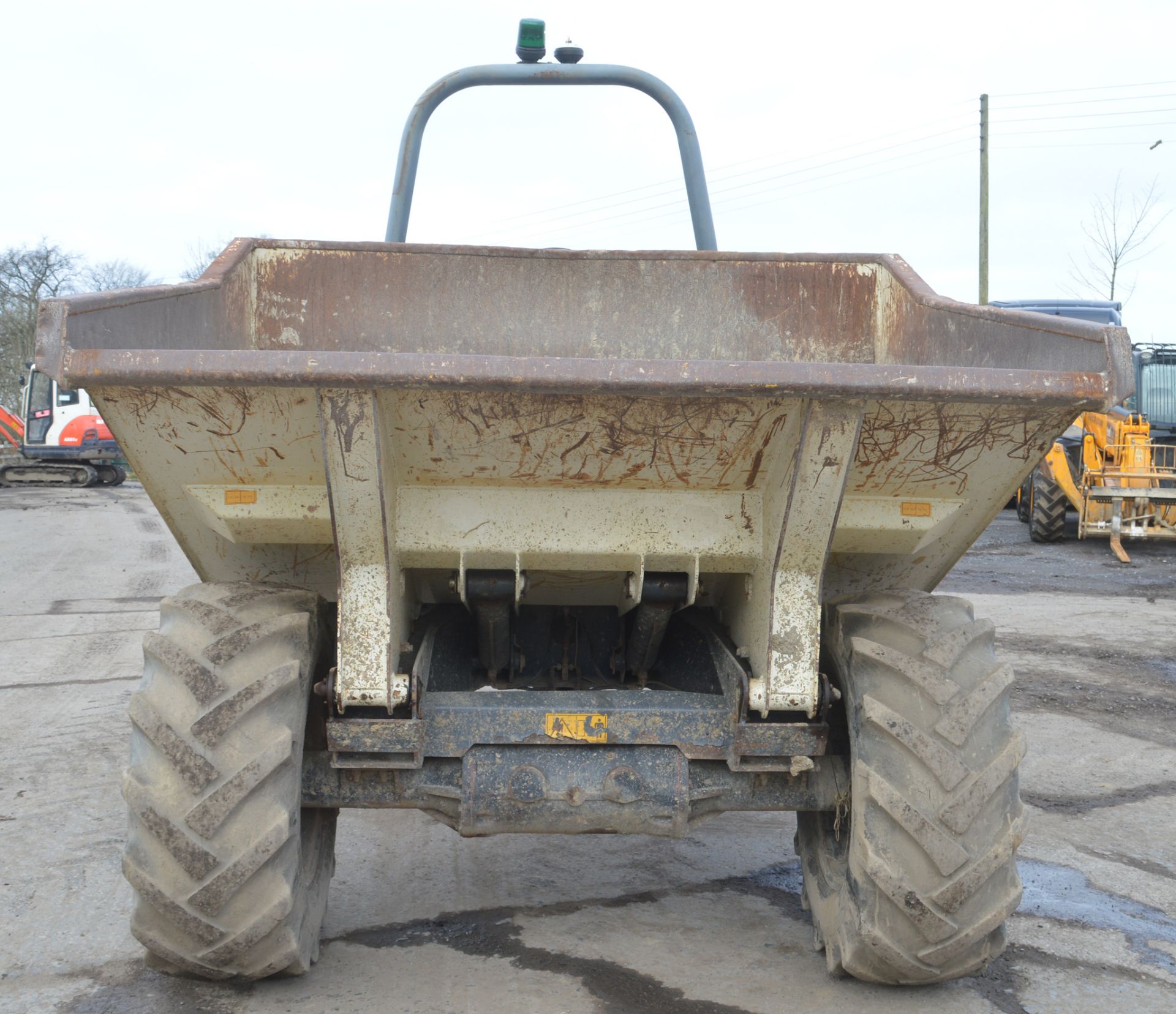 Benford Terex 6 tonne straight skip dumper Year: 2006 S/N: E611FW237 Recorded Hours: Not - Image 5 of 11