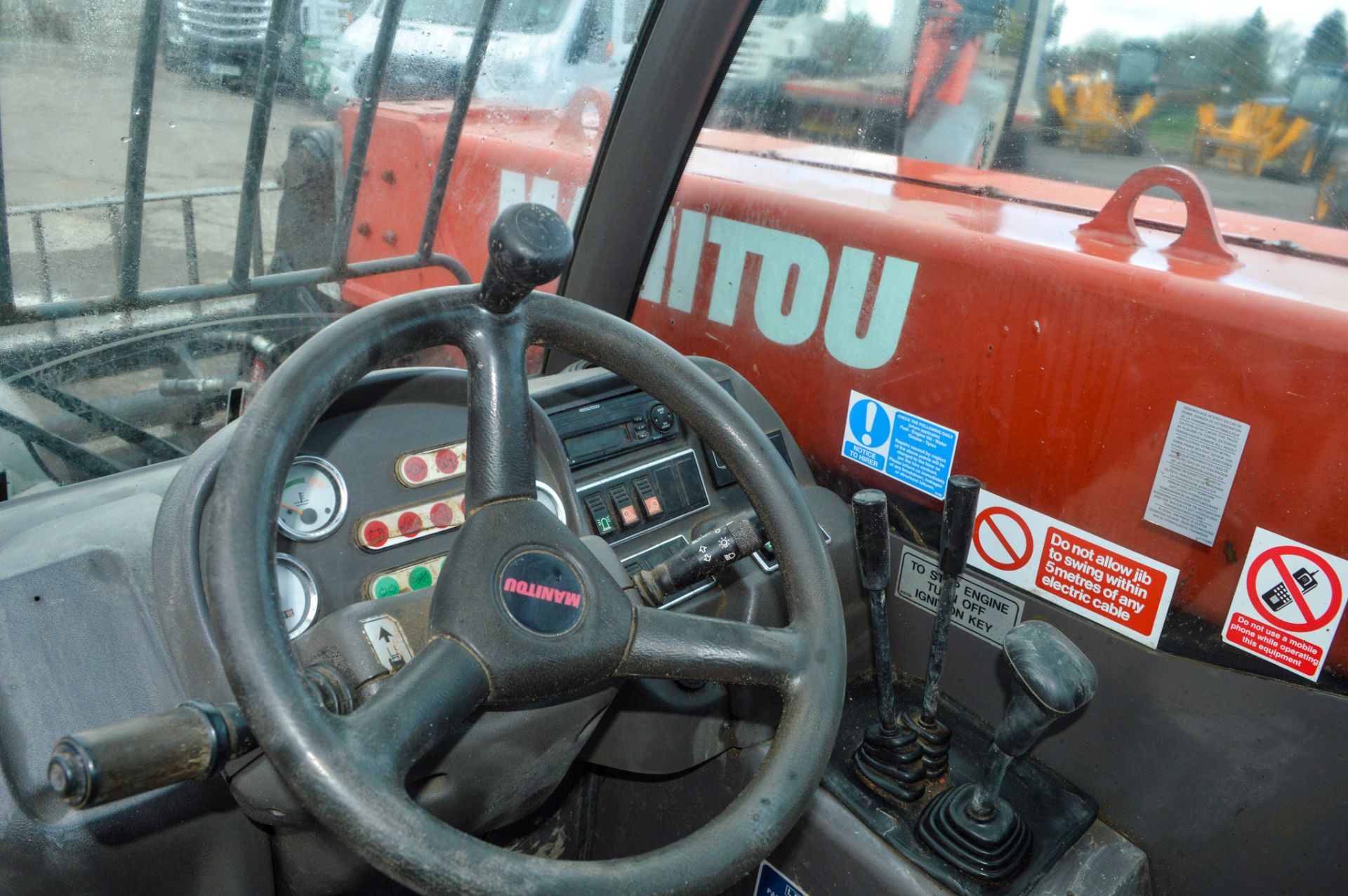 Manitou MT523 Turbo 5 metre telescopic handler Year: 2007 S/N: 245597 Recorded Hours: 4390 - Image 13 of 13