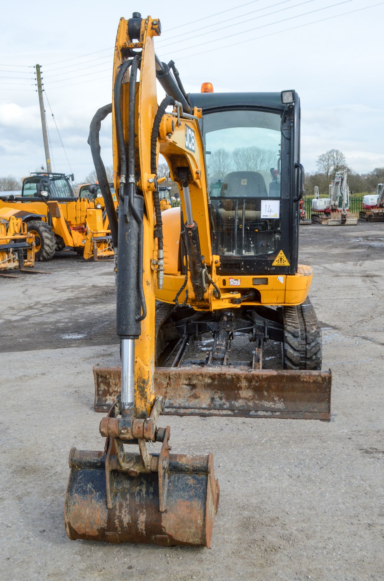 JCB 8030 ZTS 3 tonne rubber tracked excavator Year: 2012 S/N: 2021470 Recorded Hours: 1531 blade, - Image 5 of 11