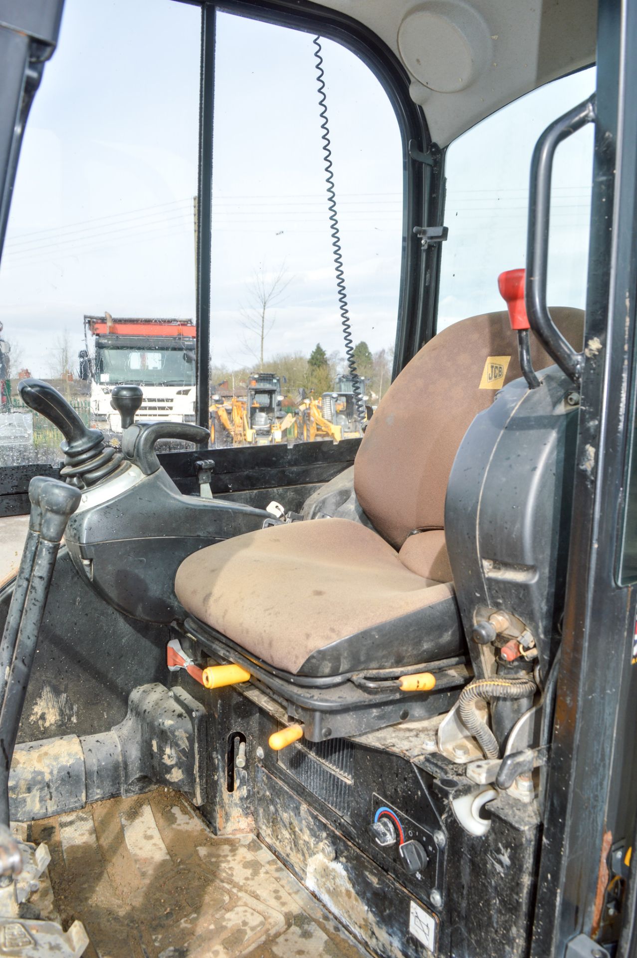 JCB 8030 ZTS 3 tonne rubber tracked excavator Year: 2012 S/N: 2021470 Recorded Hours: 1531 blade, - Image 11 of 11