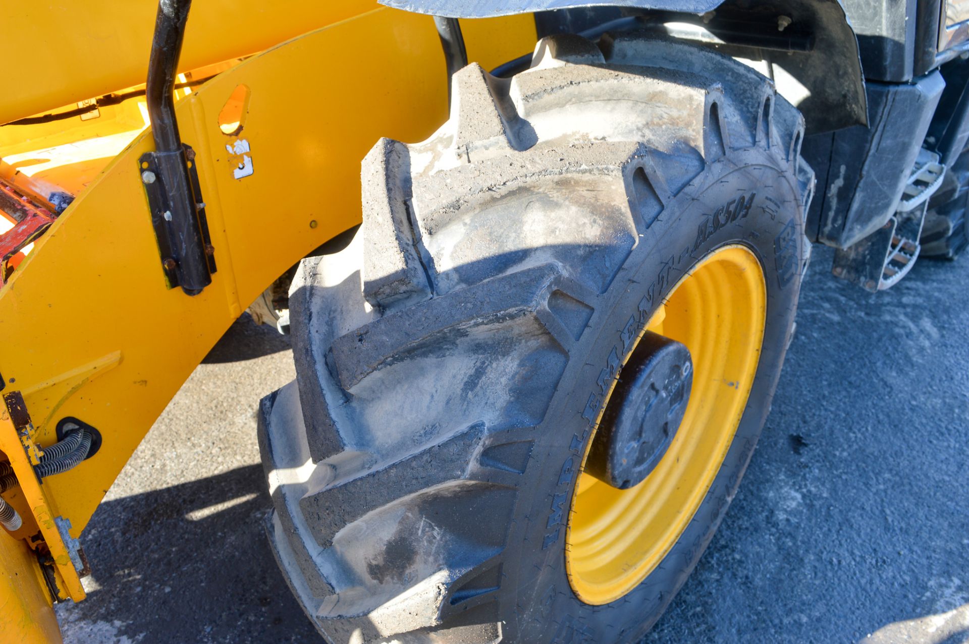 JCB 540-170 T4i 17 metre telescopic handler Year: 2014 S/N: 2337125 Recorded Hours: 6036 c/w - Image 8 of 13