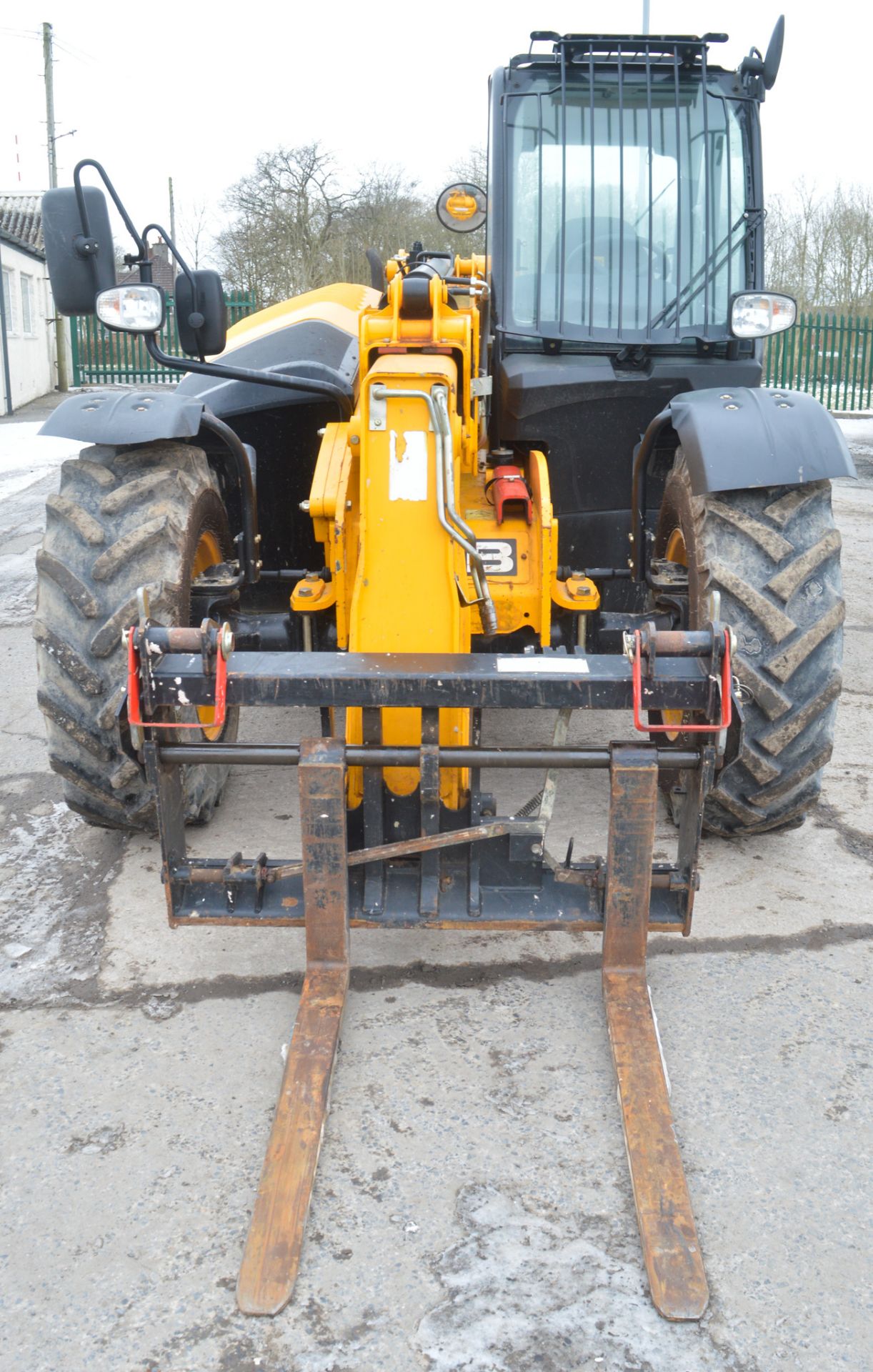 JCB 535-95 T4i 9.5 metre telescopic handler  Year: 2014 S/N: 2183035 Recorded hours: 859 c/w turbo - Image 6 of 13