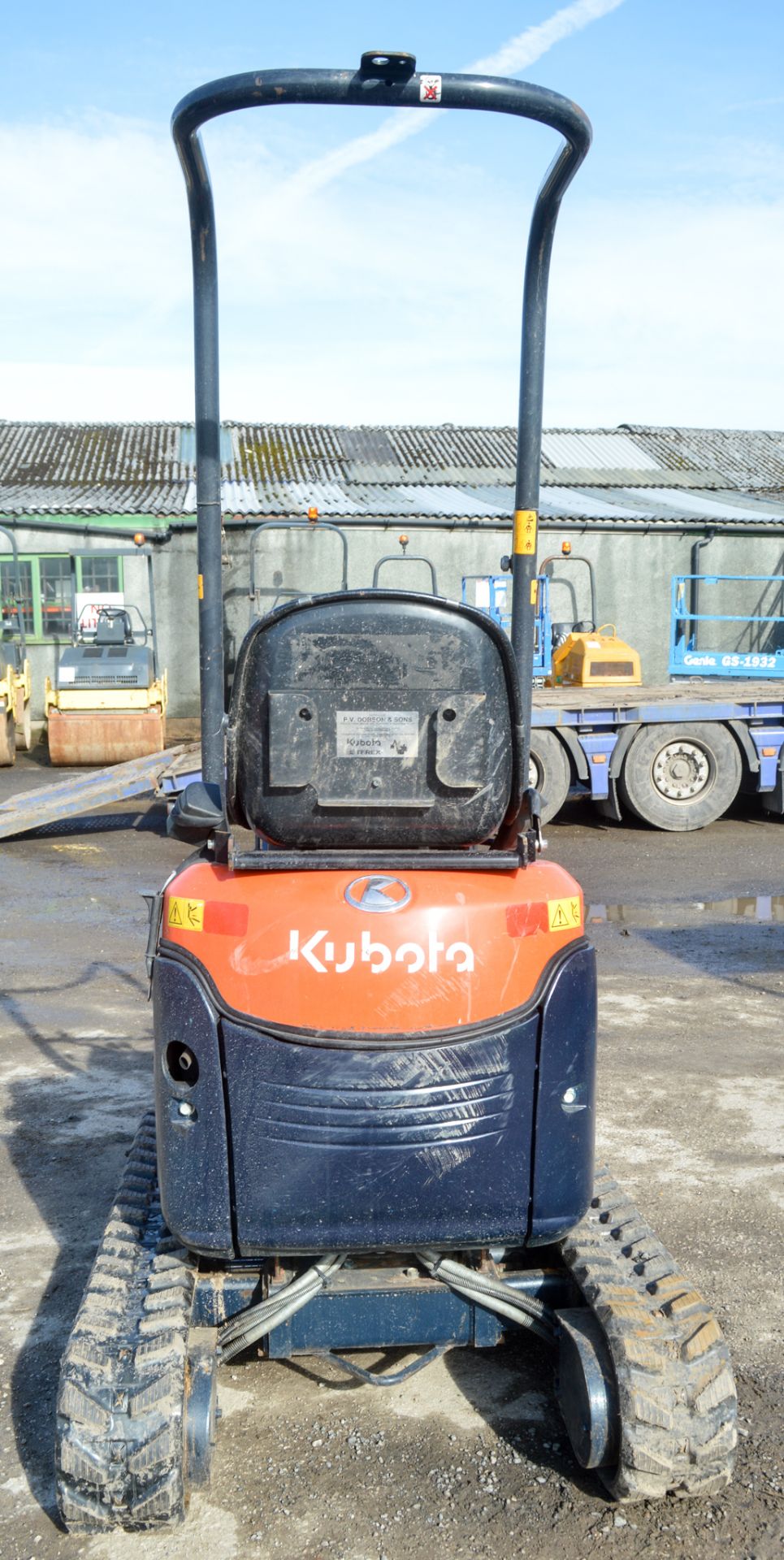 Kubota U10-3 0.8 tonne rubber tracked micro excavator Year: 2015 S/N: 25023 Recorded Hours: 1030 - Image 6 of 11