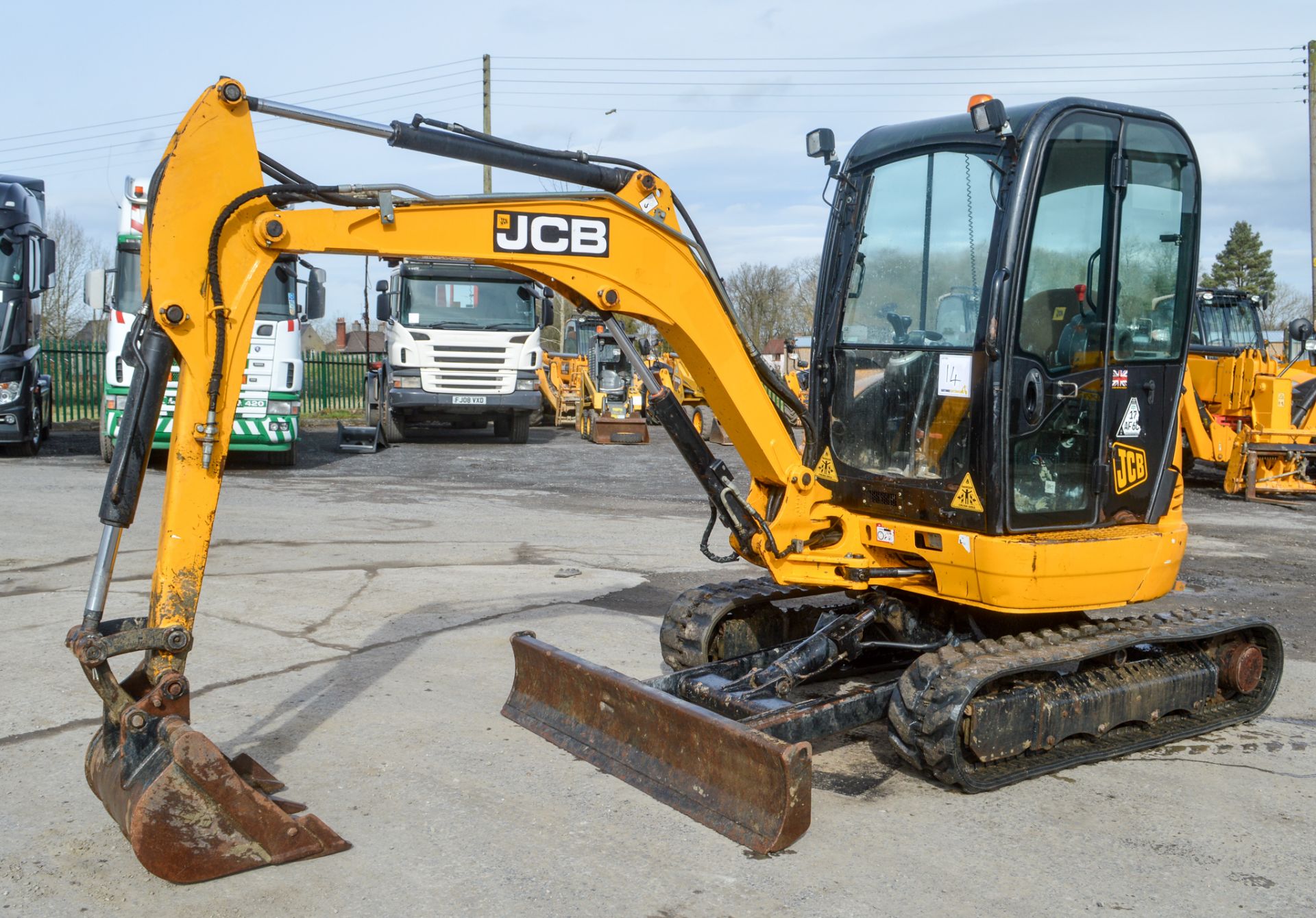 JCB 8030 ZTS 3 tonne rubber tracked excavator Year: 2012 S/N: 2021470 Recorded Hours: 1531 blade,