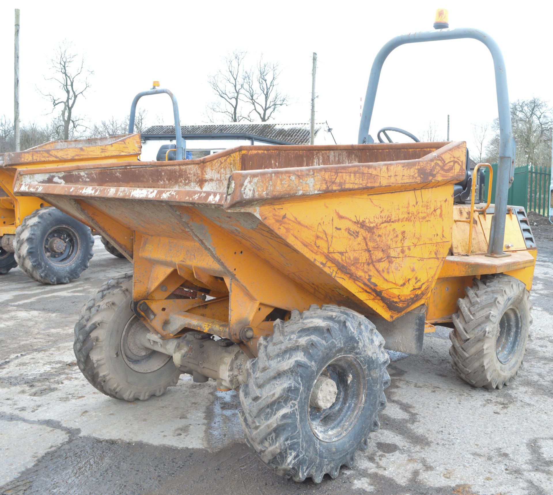 Benford Terex 3 tonne straight skip dumper  Year: 2004  S/N: E402AR043 Recorded hours: *Clock not