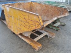 Steel tipping skip